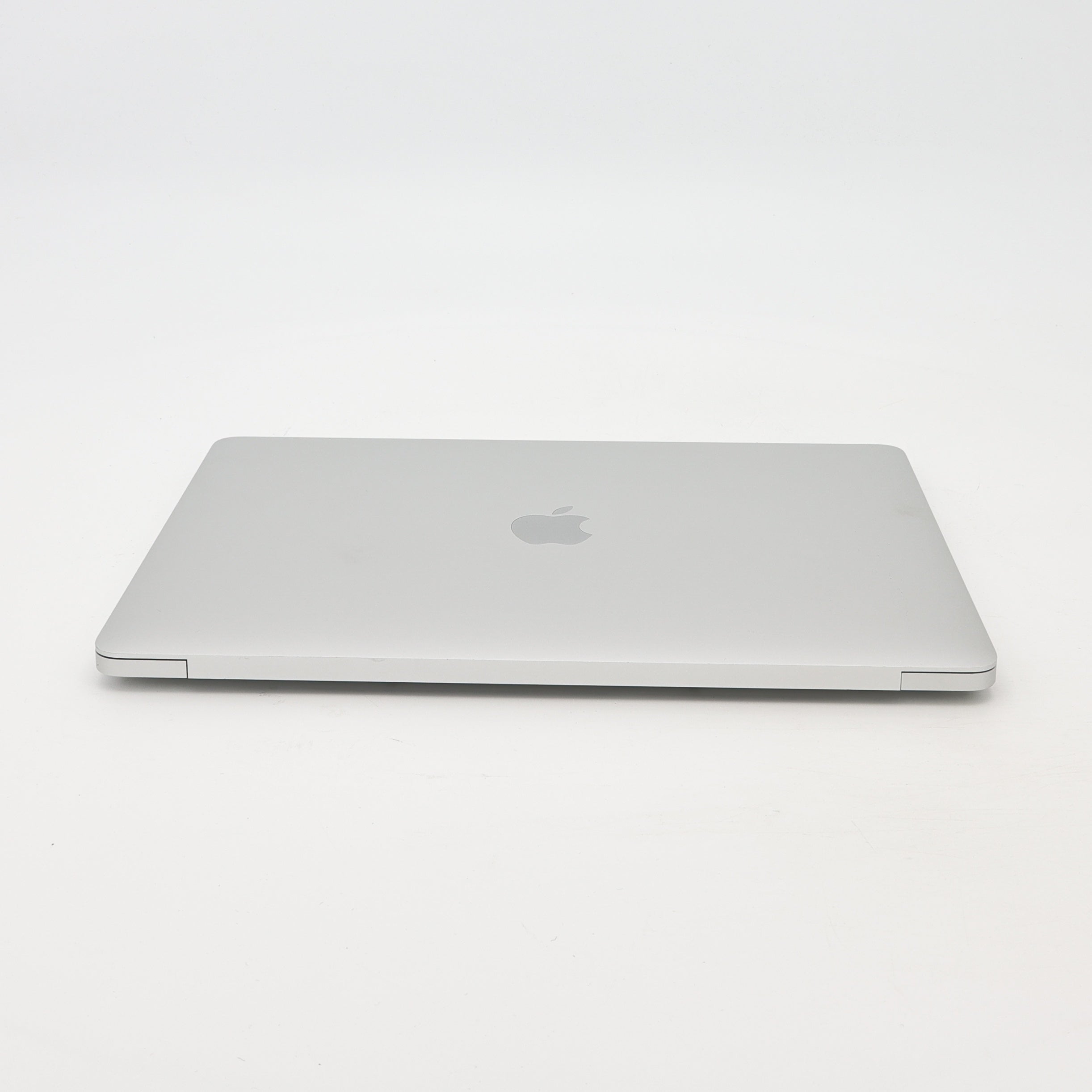 95新 Apple MacBook Air 20年 13寸 i3 1.1G 8G RAM 256G SSD 銀色