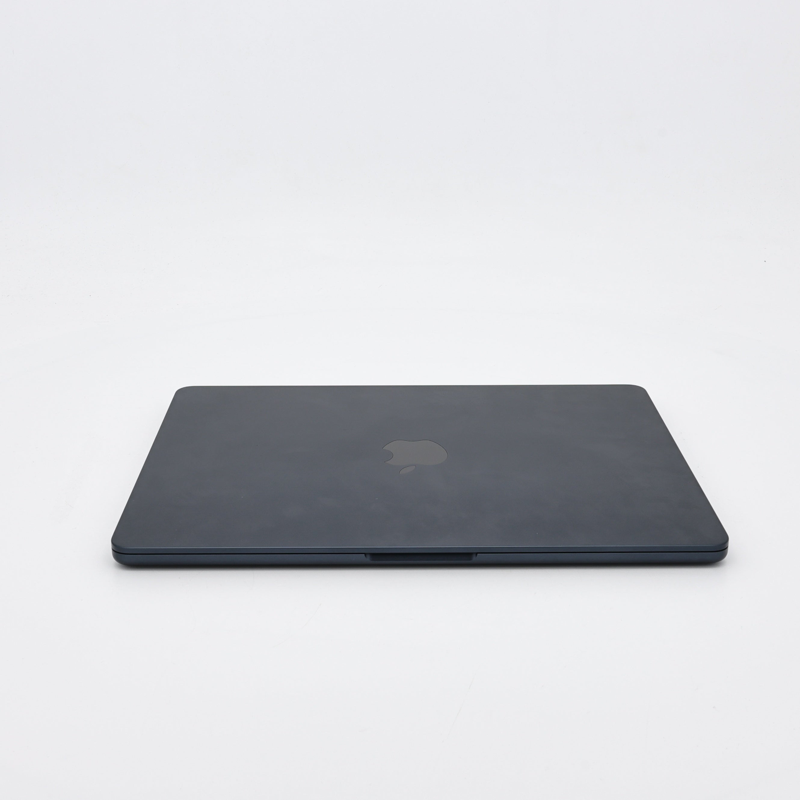 99新 Apple MacBook Air 24年 13寸 M3（8+8核） 8G RAM 256G SSD 午夜色