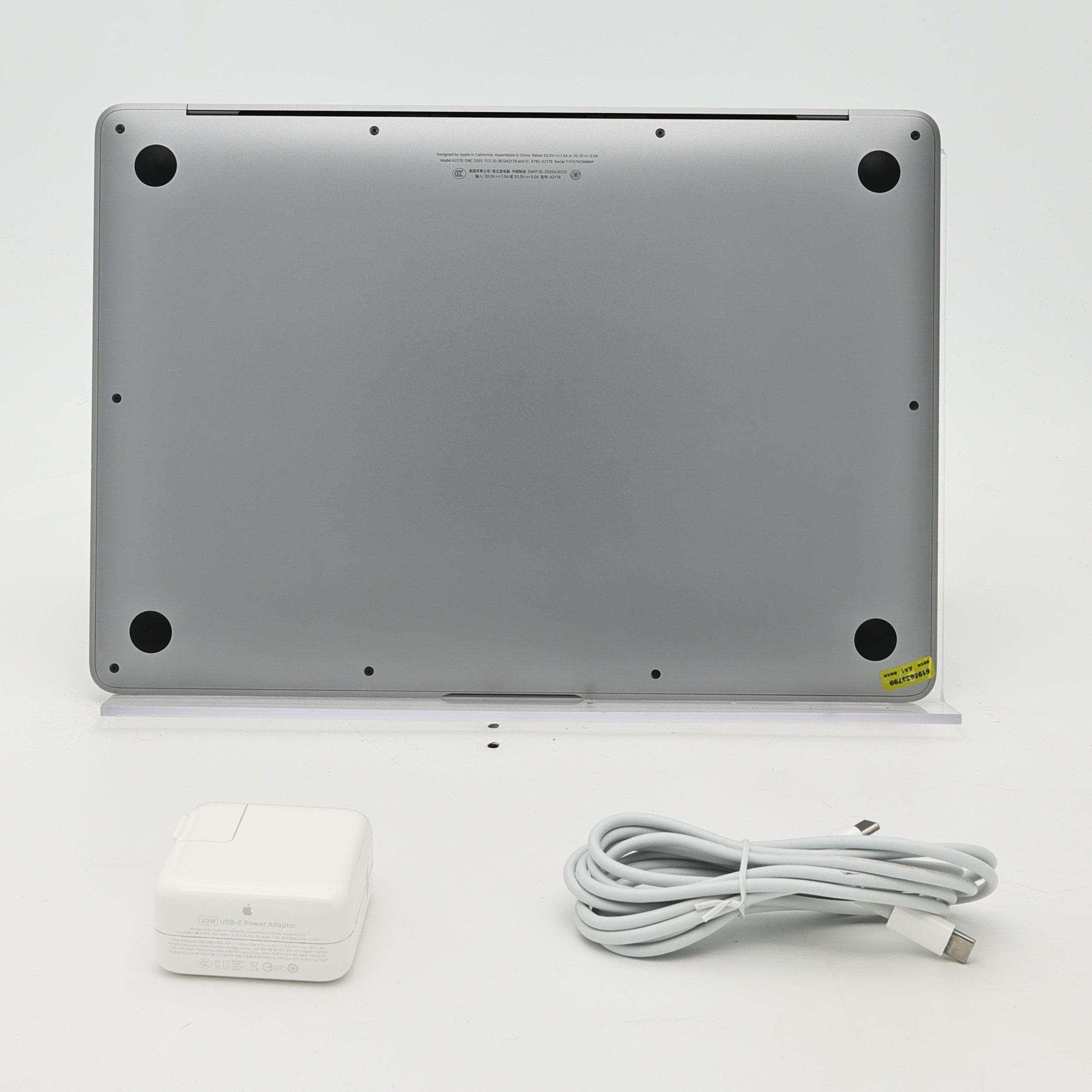 95新 Apple MacBook Air 20年 13寸 i3 1.1G 8G RAM 256G SSD 深空灰色