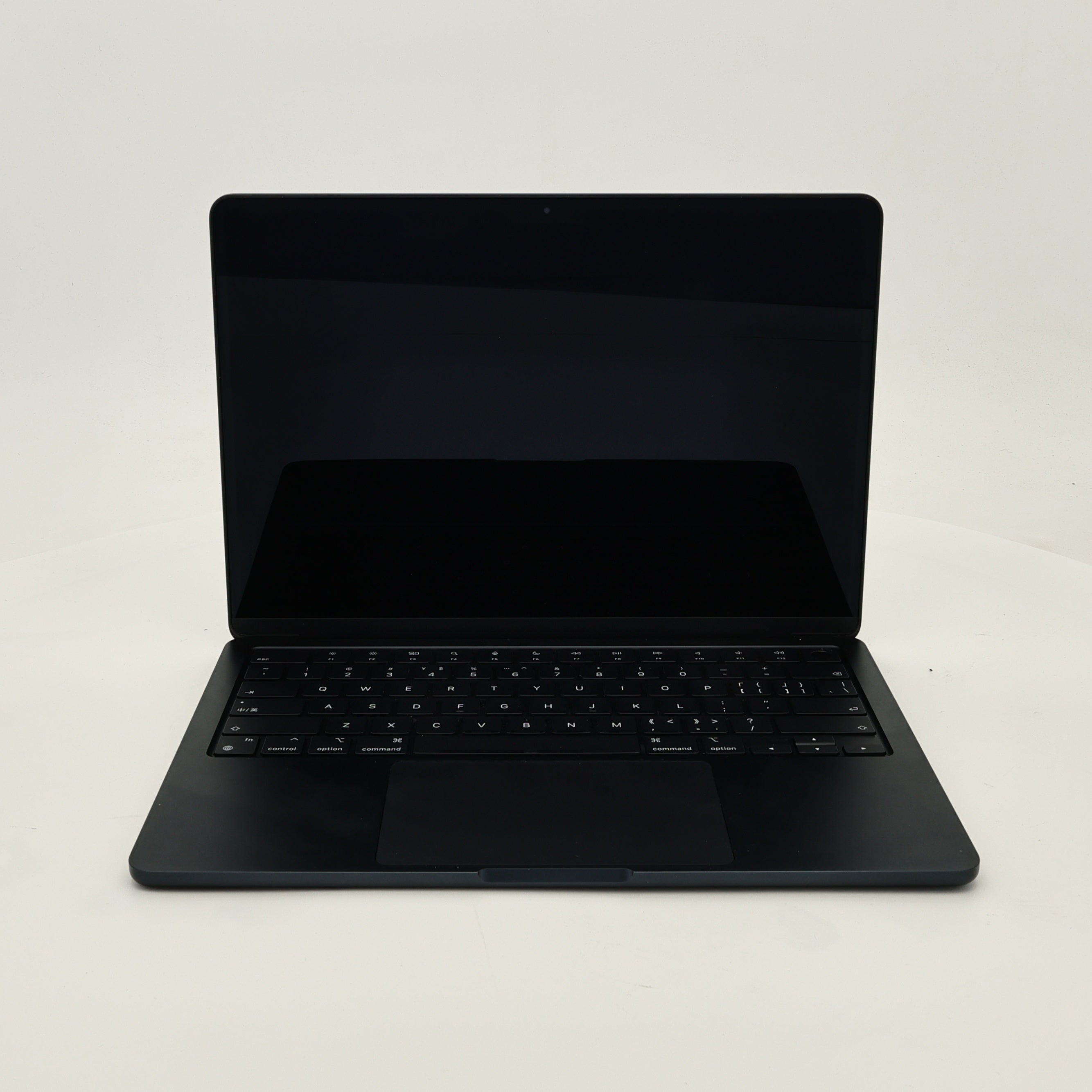 95新 Apple MacBook Air 22年 13寸 M2（8+8核） 8G RAM 256G SSD 午夜色