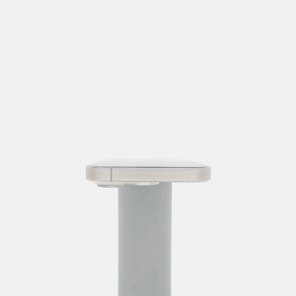 95新 Apple iPhone 15 Pro 256G 白色鈦金屬 中國大陸版
