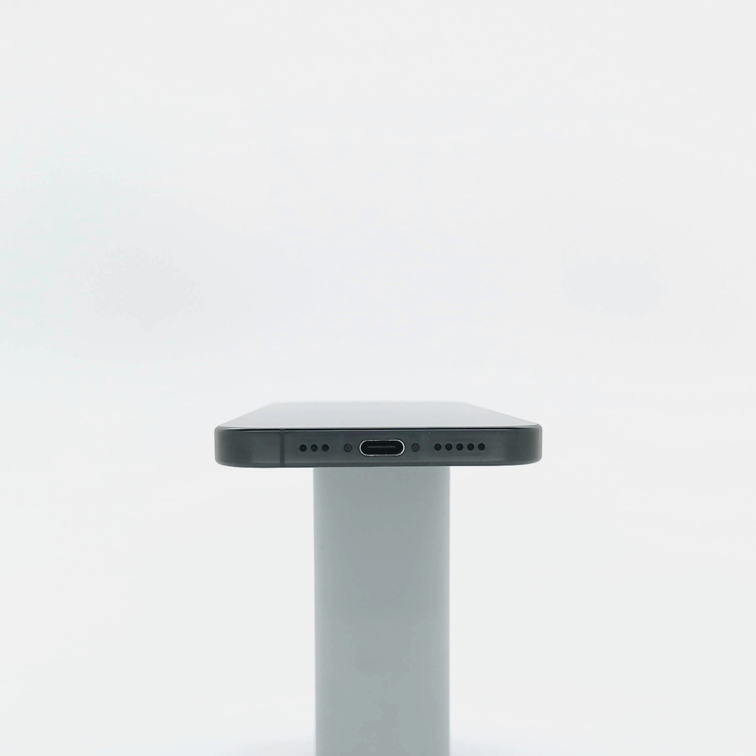 95新 Apple iPhone 16 Pro 128G 黑色鈦金屬 中國大陸版