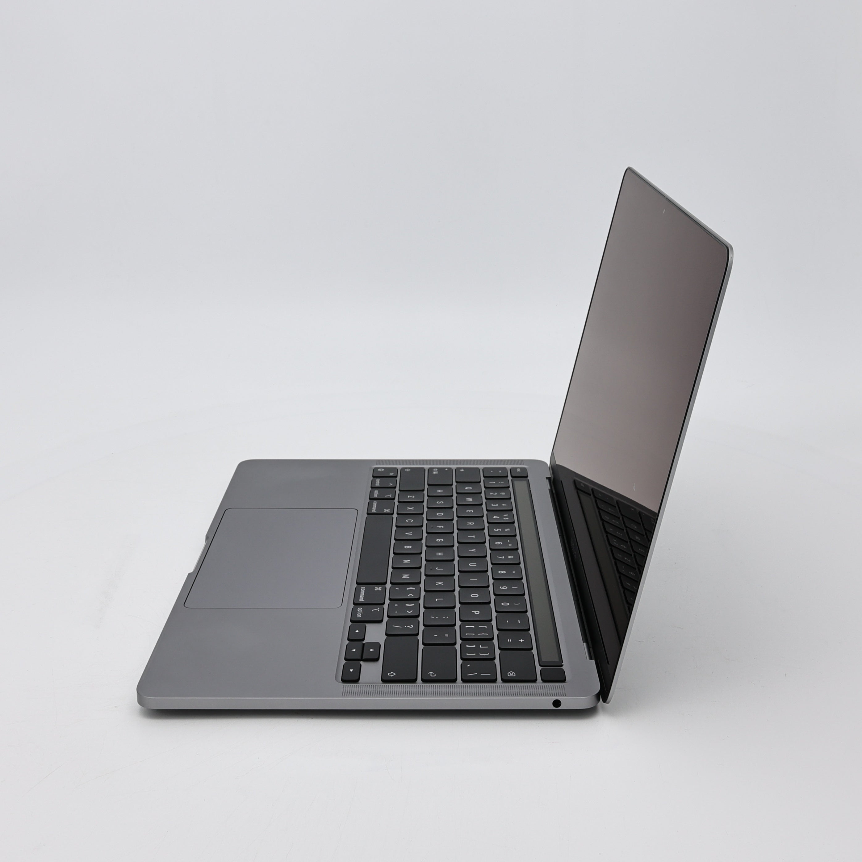 95新 Apple MacBook Pro 22年 13寸 M2（8+10核） 8G RAM 512G SSD 深空灰色