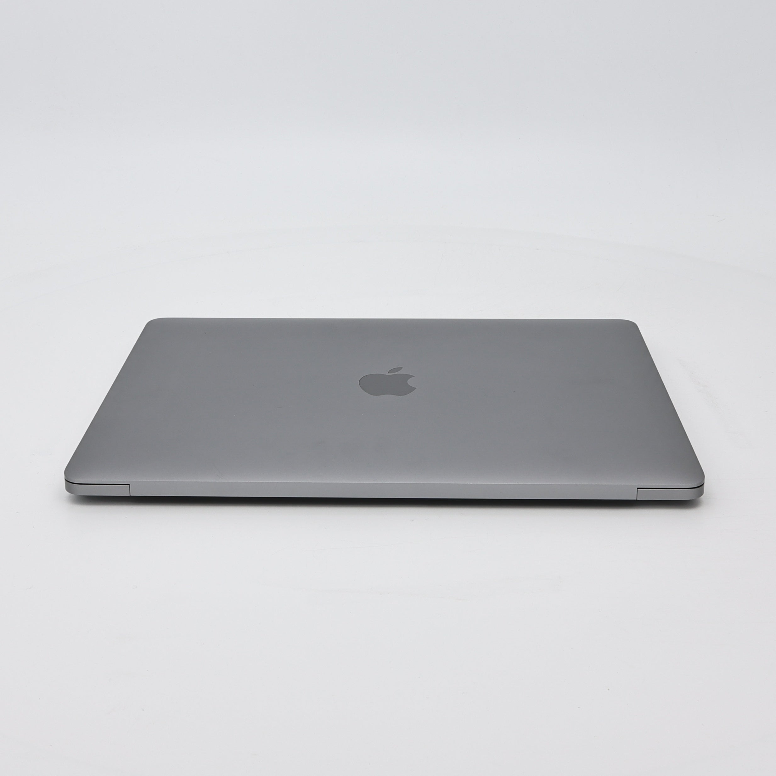 95新 Apple MacBook Pro 22年 13寸 M2（8+10核） 8G RAM 512G SSD 深空灰色
