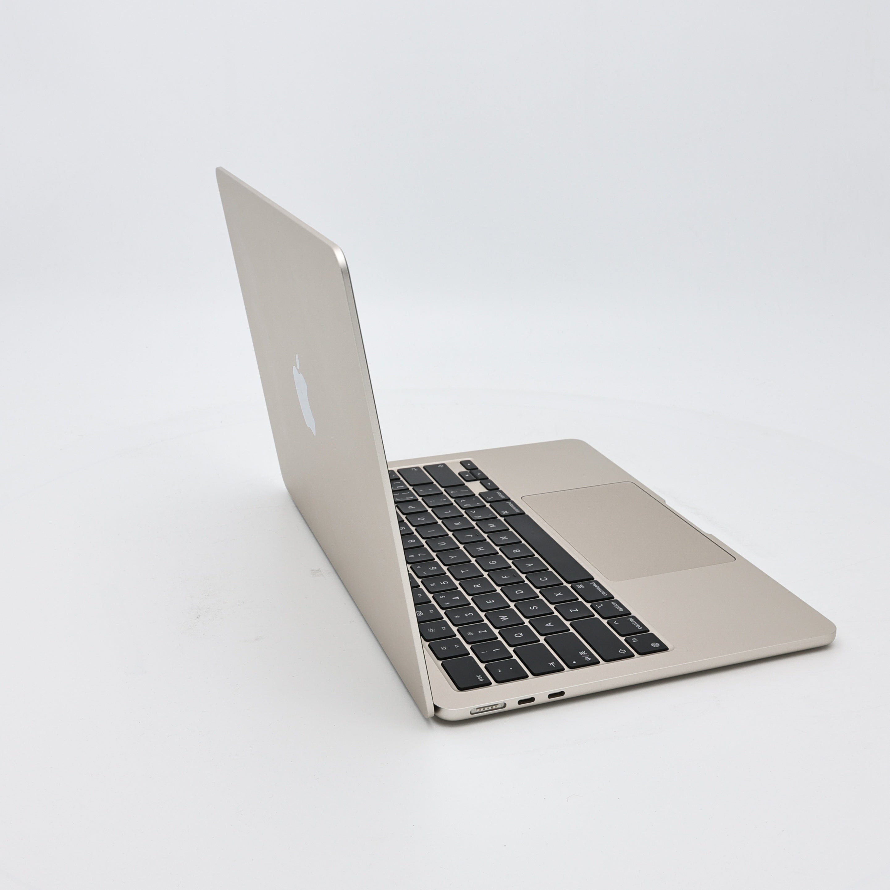 99新 Apple MacBook Air 22年 13寸 M2（8+8核） 8G RAM 256G SSD 星光色