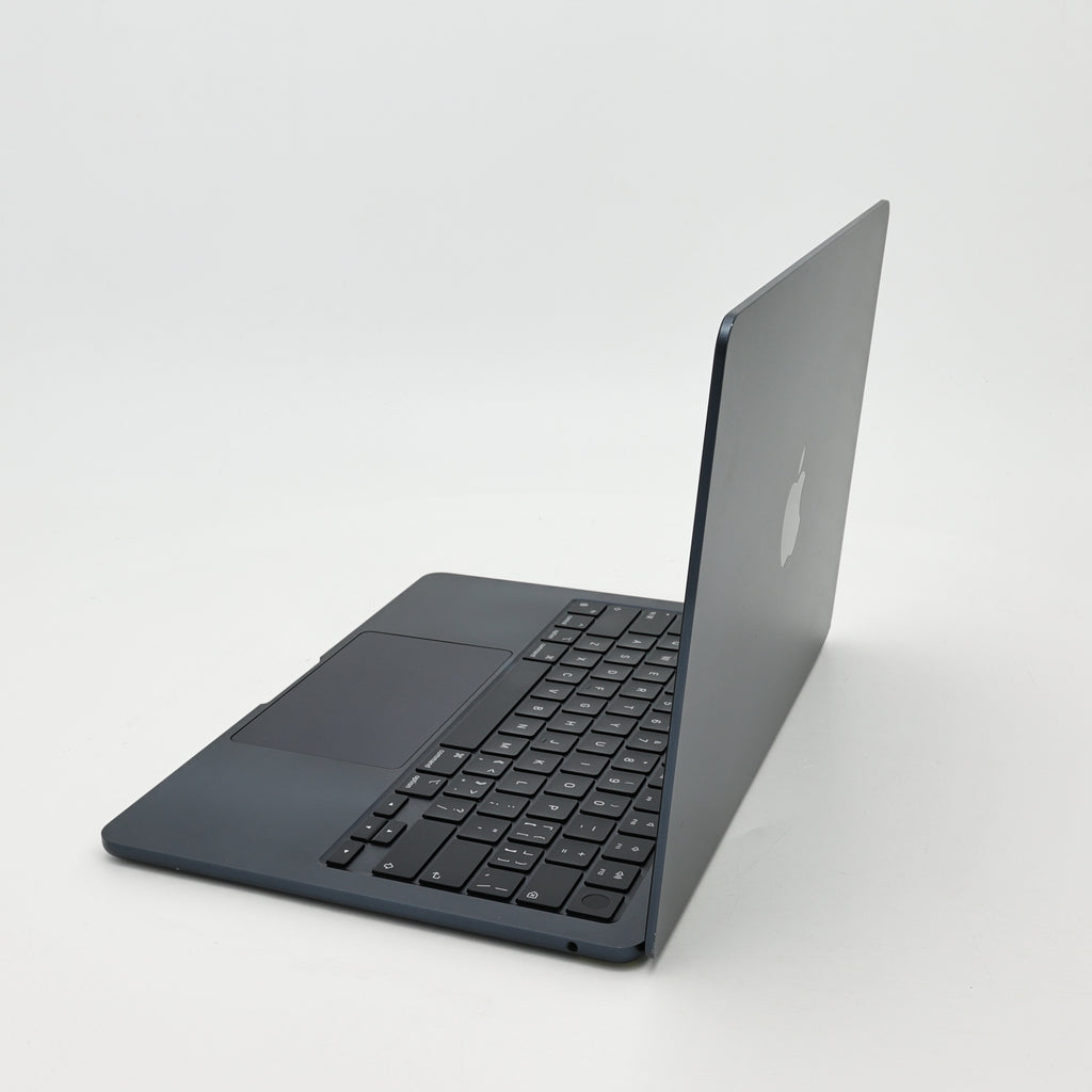 99新 Apple MacBook Air 22年 13寸 M2（8+8核） 8G RAM 256G SSD 午夜色