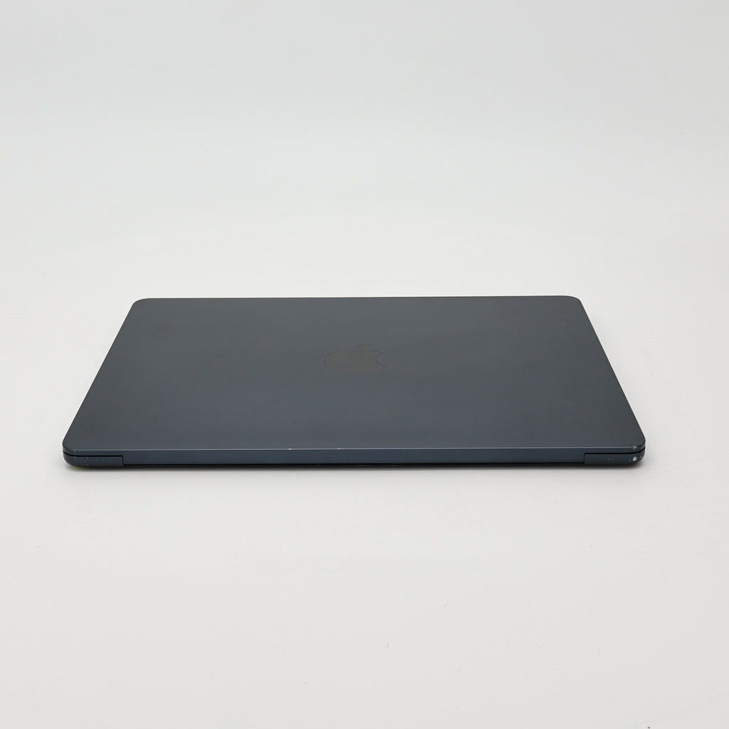 99新 Apple MacBook Air 22年 13寸 M2（8+8核） 8G RAM 256G SSD 午夜色