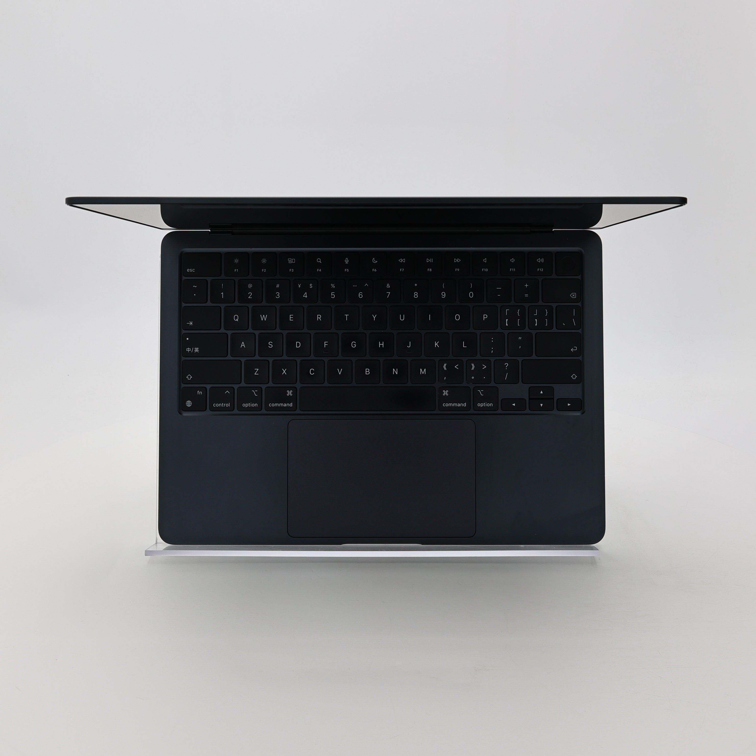 95新 Apple MacBook Air 22年 13寸 M2（8+8核） 8G RAM 256G SSD 午夜色