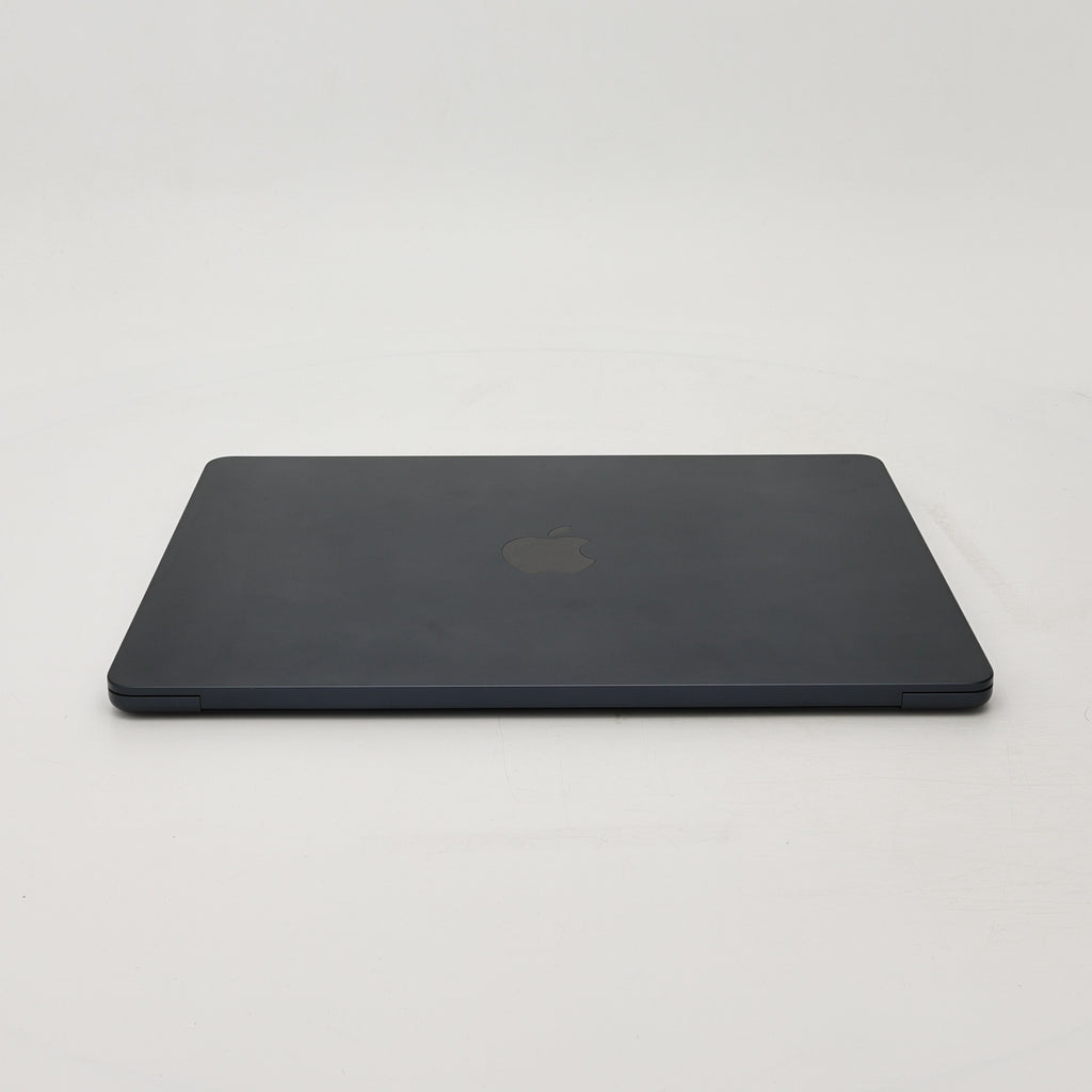 99新 Apple MacBook Air 22年 13寸 M2（8+8核） 8G RAM 256G SSD 午夜色