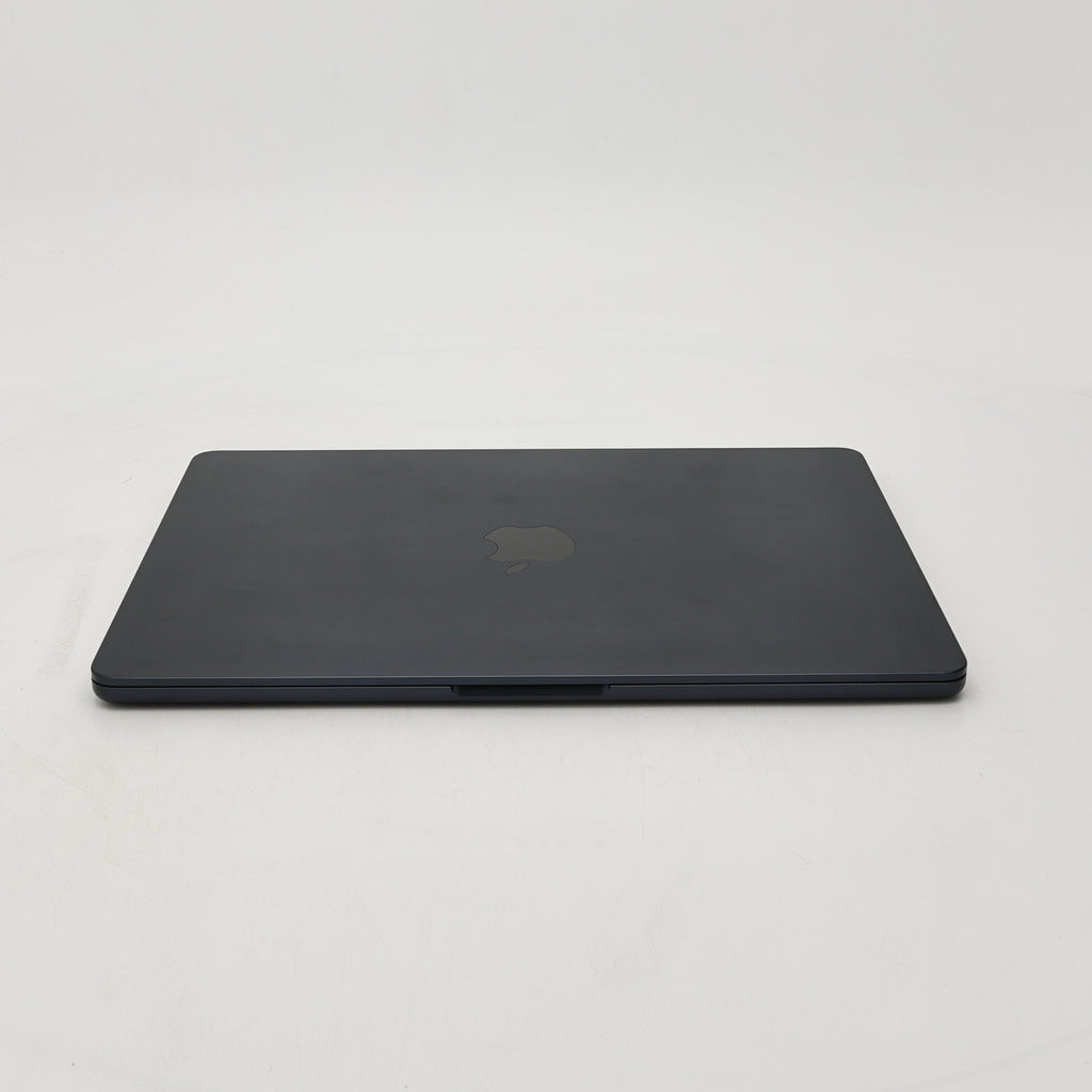 99新 Apple MacBook Air 22年 13寸 M2（8+8核） 8G RAM 256G SSD 午夜色