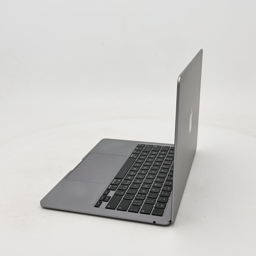 95新 Apple MacBook Air 24年 13寸 M3（8+8核） 8G RAM 256G SSD 深空灰色