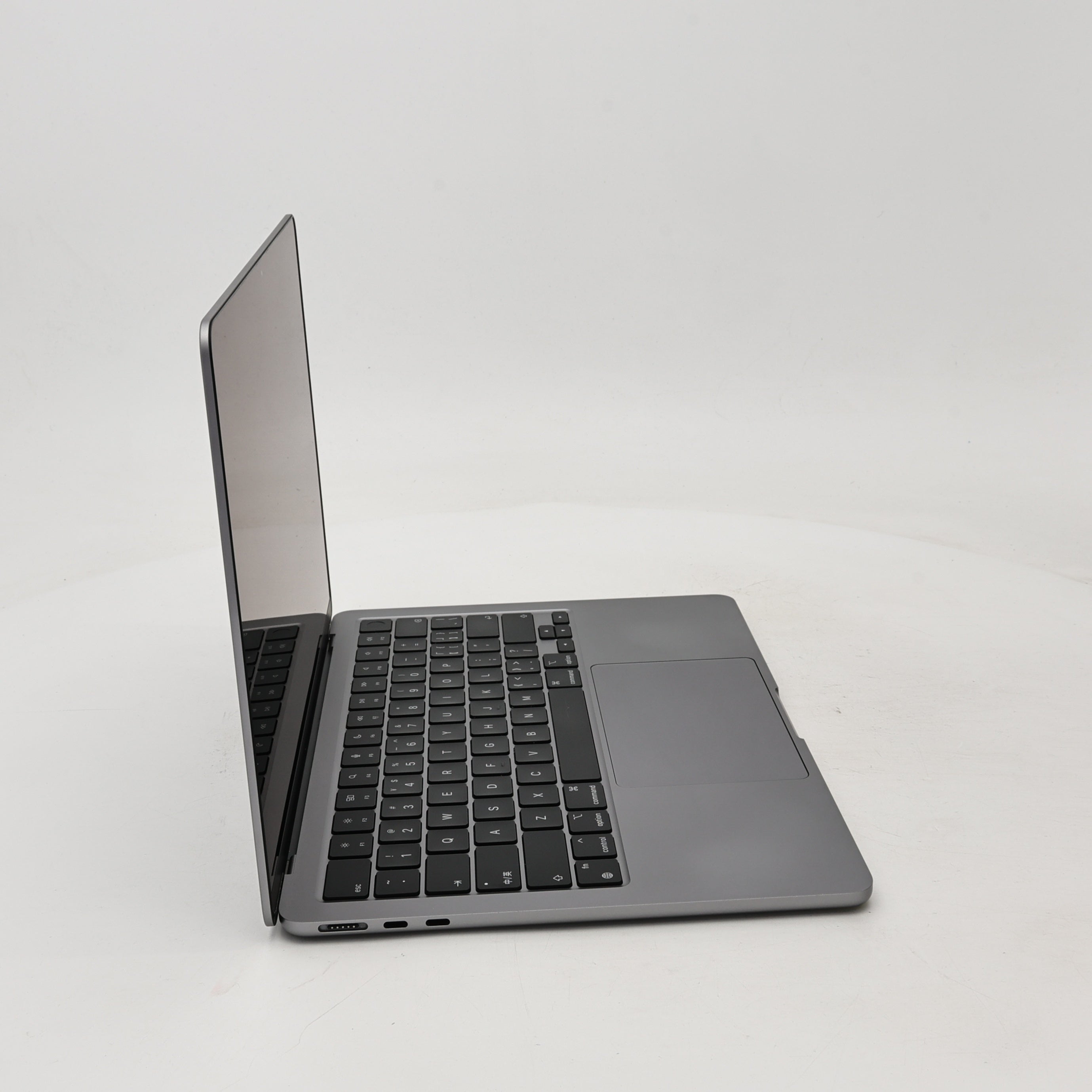 95新 Apple MacBook Air 24年 13寸 M3（8+8核） 8G RAM 256G SSD 深空灰色
