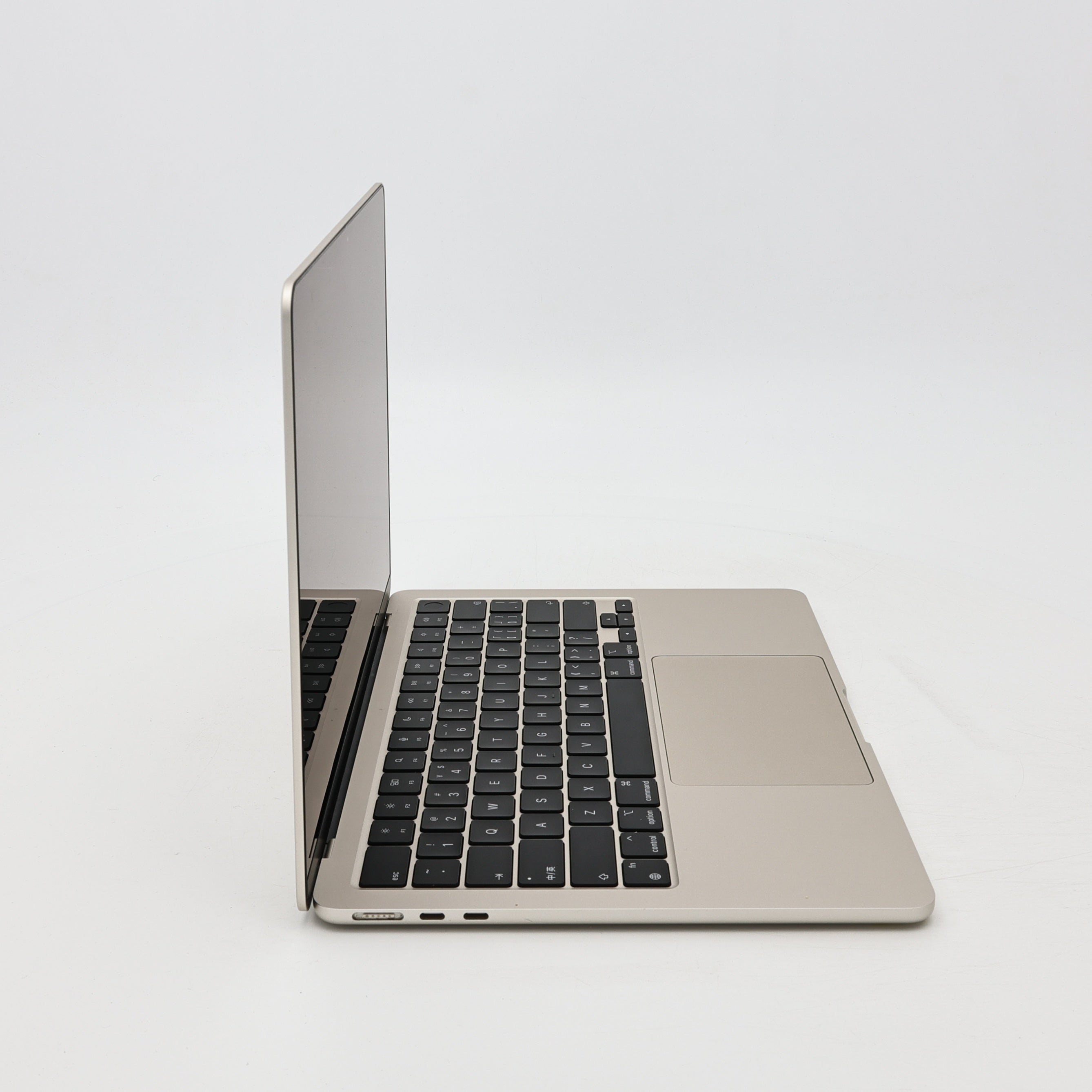 99新 Apple MacBook Air 22年 13寸 M2（8+8核） 8G RAM 256G SSD 星光色