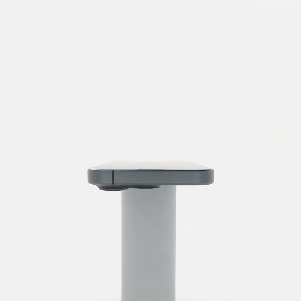 95新 Apple iPhone 15 Pro 128G 黑色鈦金屬 中國大陸版