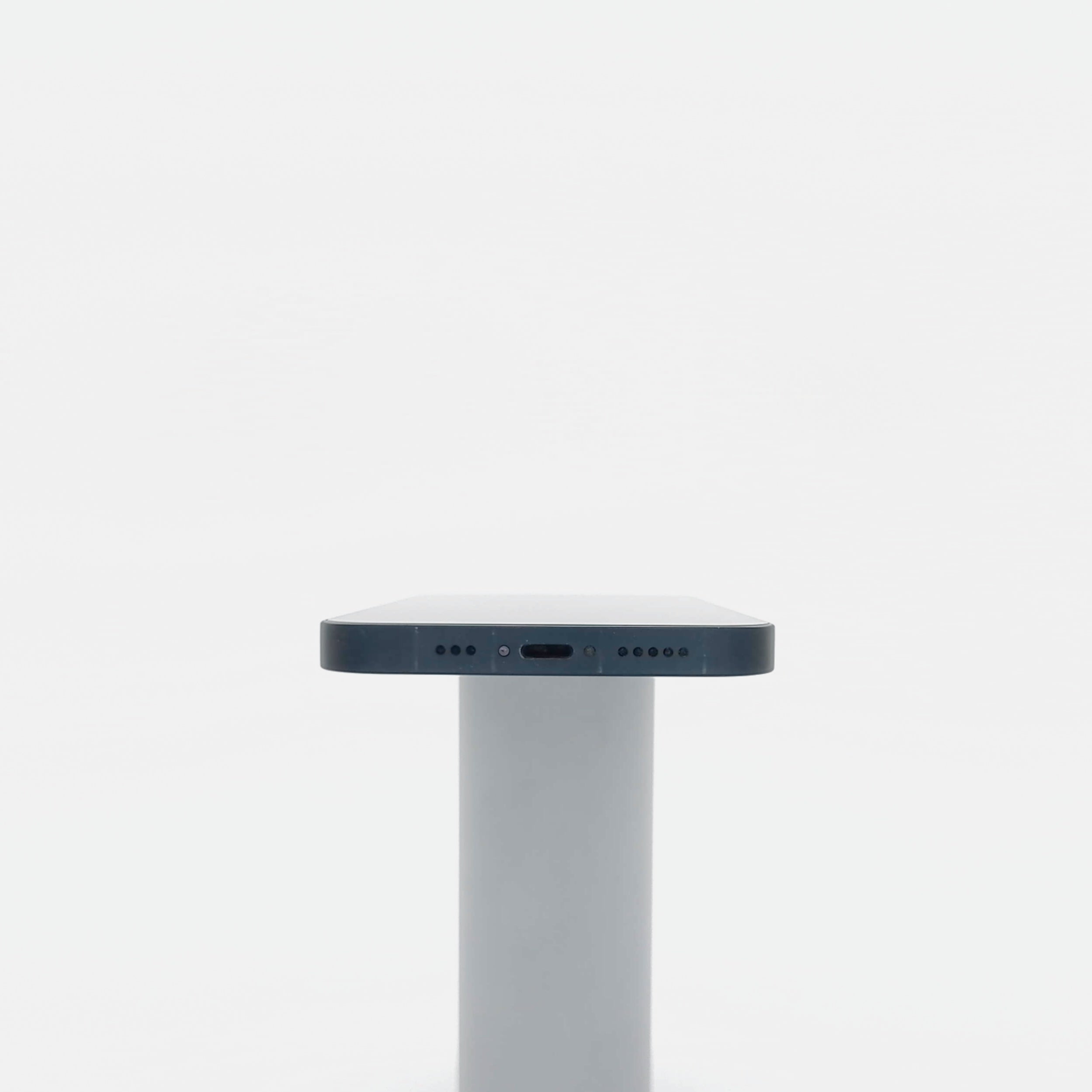 95新 Apple iPhone 13 128G 午夜色 中國大陸版