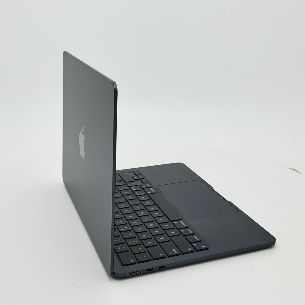 95新 Apple MacBook Air 22年 13寸 M2（8+8核） 16G RAM 256G SSD 午夜色