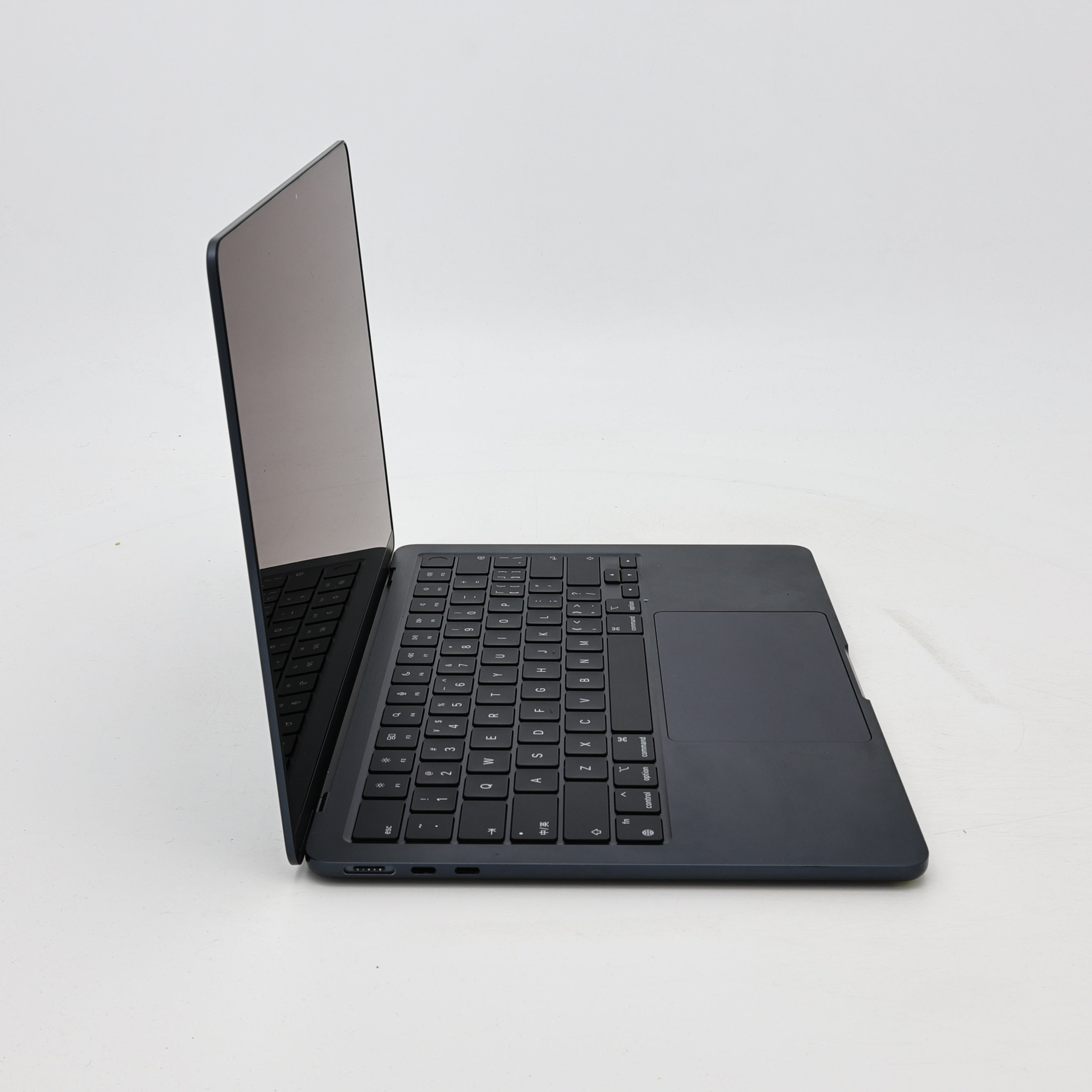 95新 Apple MacBook Air 24年 13寸 M3（8+8核） 8G RAM 256G SSD 午夜色