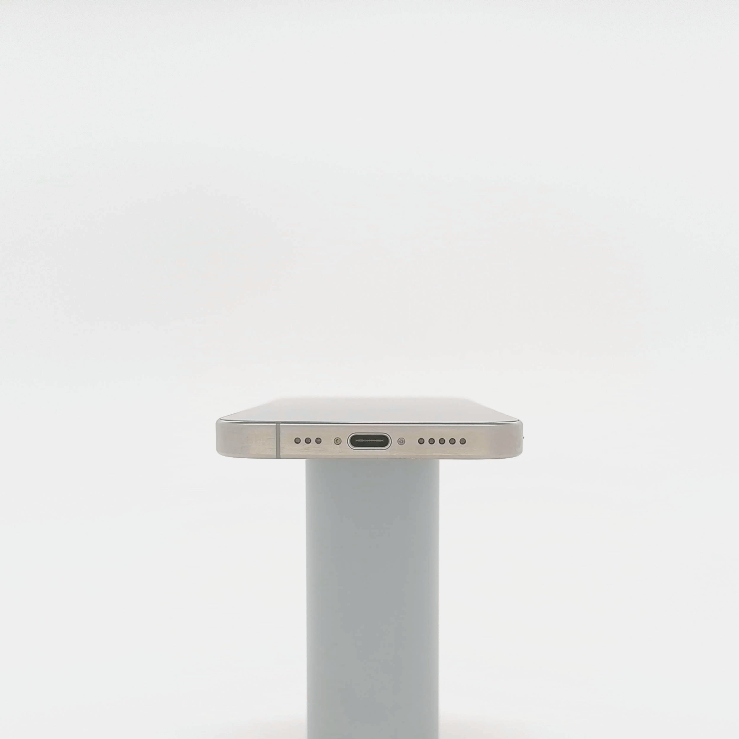 95新 Apple iPhone 15 Pro 128G 原色鈦金屬 中國大陸版