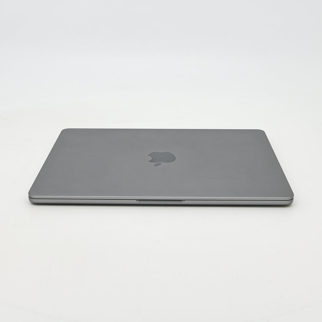 99新 Apple MacBook Air 22年 13寸 M2（8+8核） 8G RAM 256G SSD 深空灰色