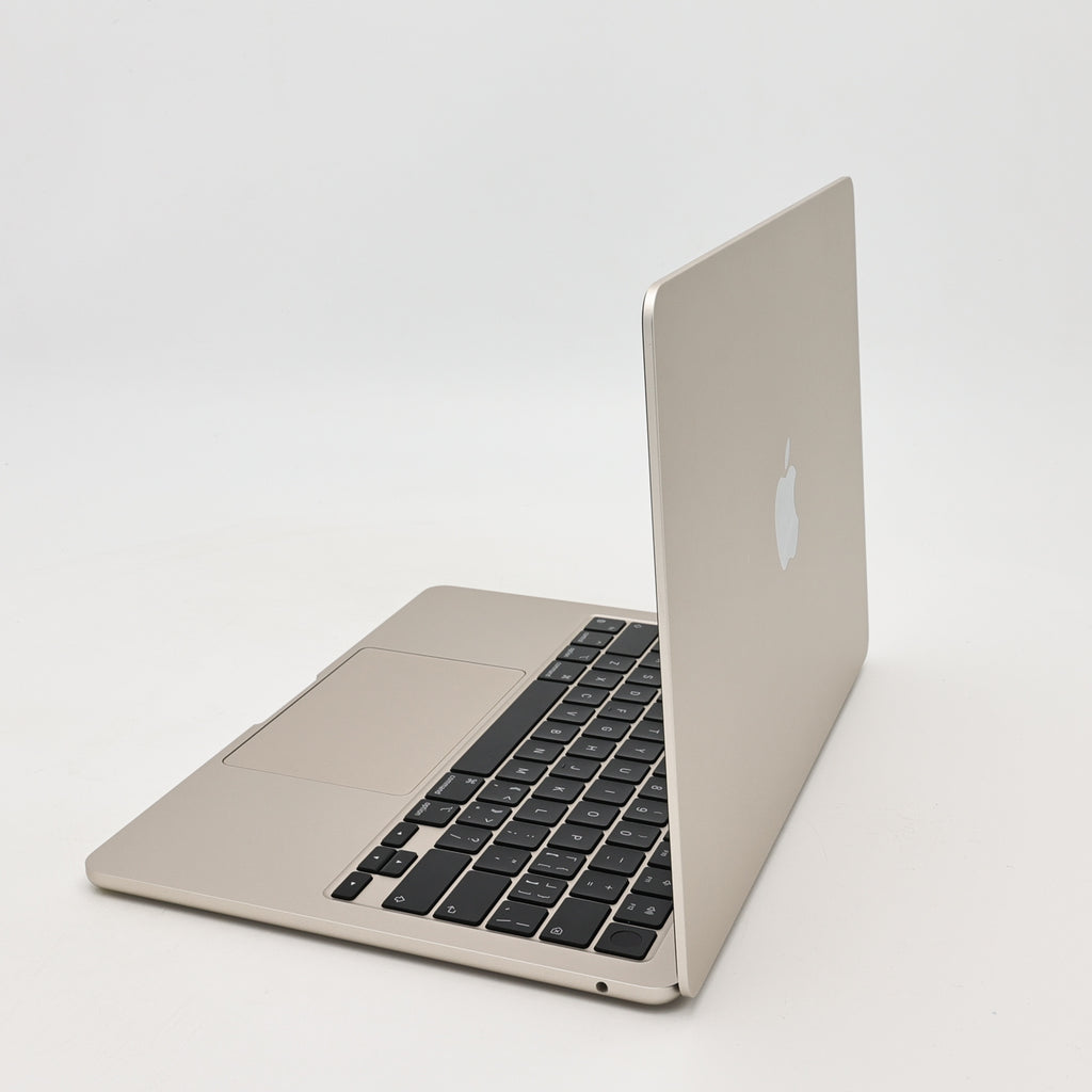 95新 Apple MacBook Air 22年 13寸 M2（8+8核） 16G RAM 256G SSD 星光色