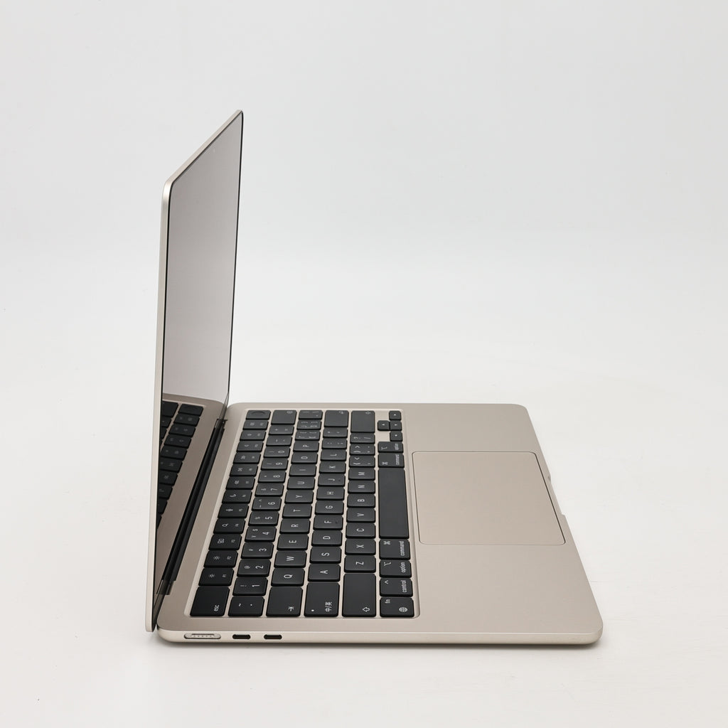 95新 Apple MacBook Air 22年 13寸 M2（8+8核） 16G RAM 256G SSD 星光色