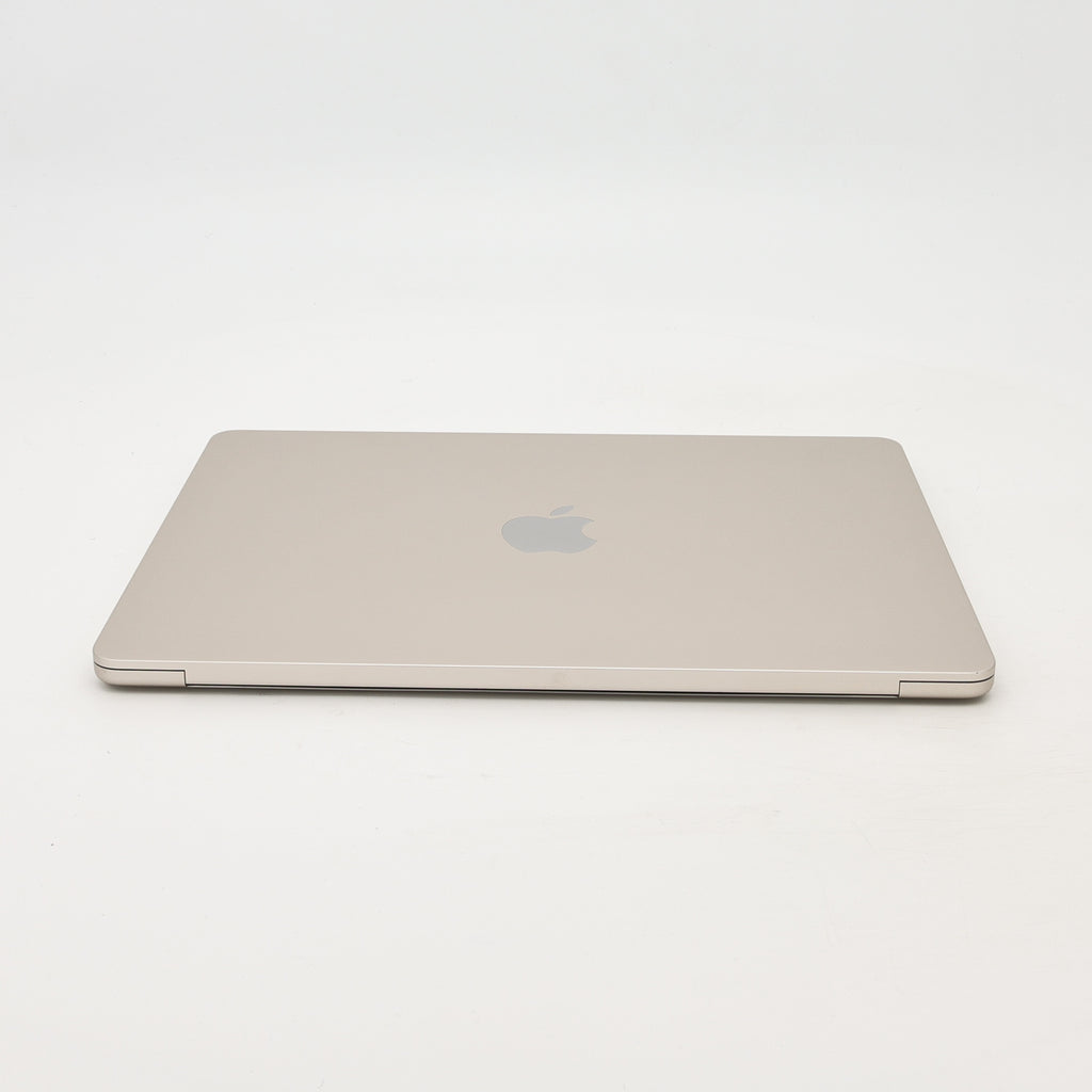 95新 Apple MacBook Air 22年 13寸 M2（8+8核） 16G RAM 256G SSD 星光色
