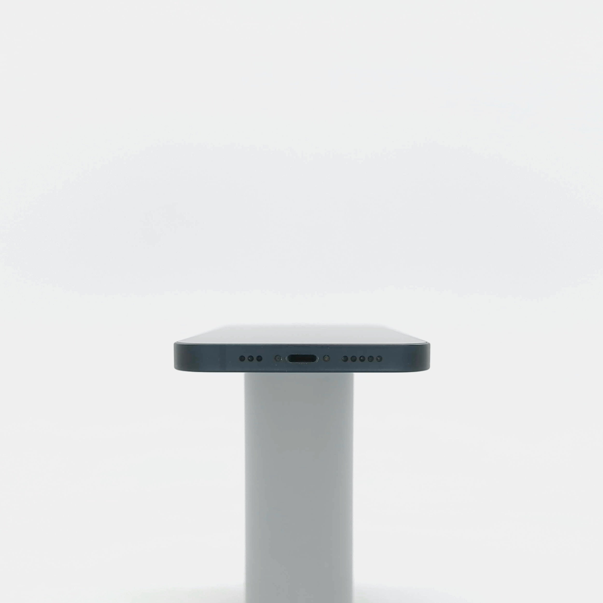 95新 Apple iPhone 13 128G 午夜色 中國大陸版