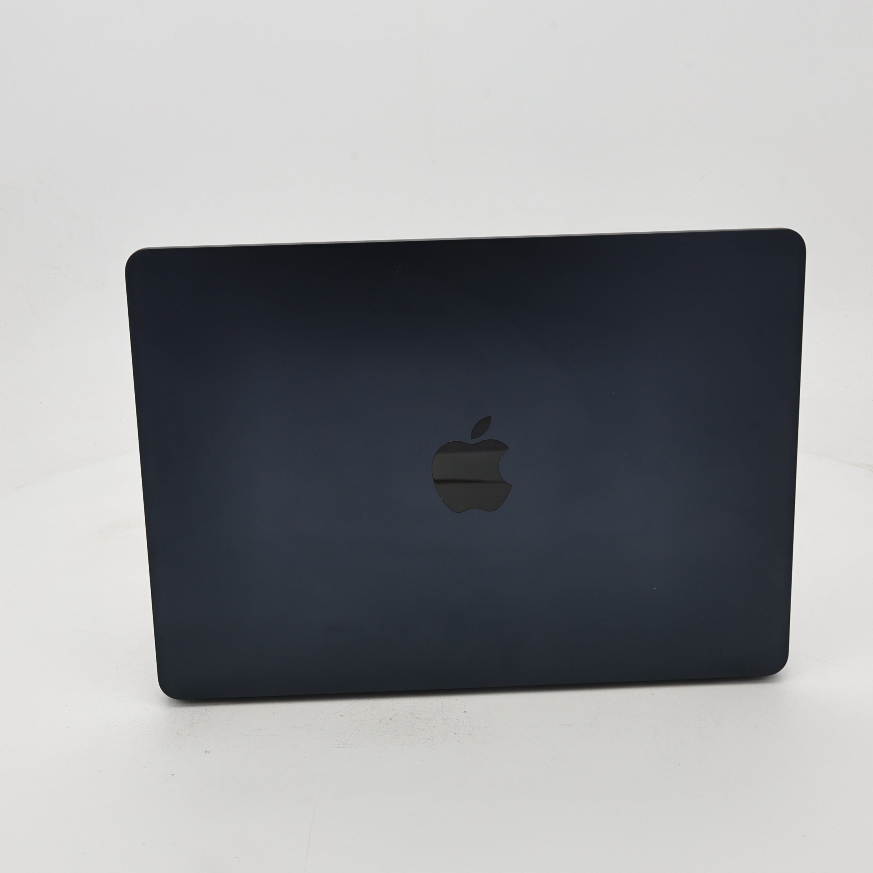 95新 Apple MacBook Air 22年 13寸 M2（8+8核） 8G RAM 256G SSD 午夜色