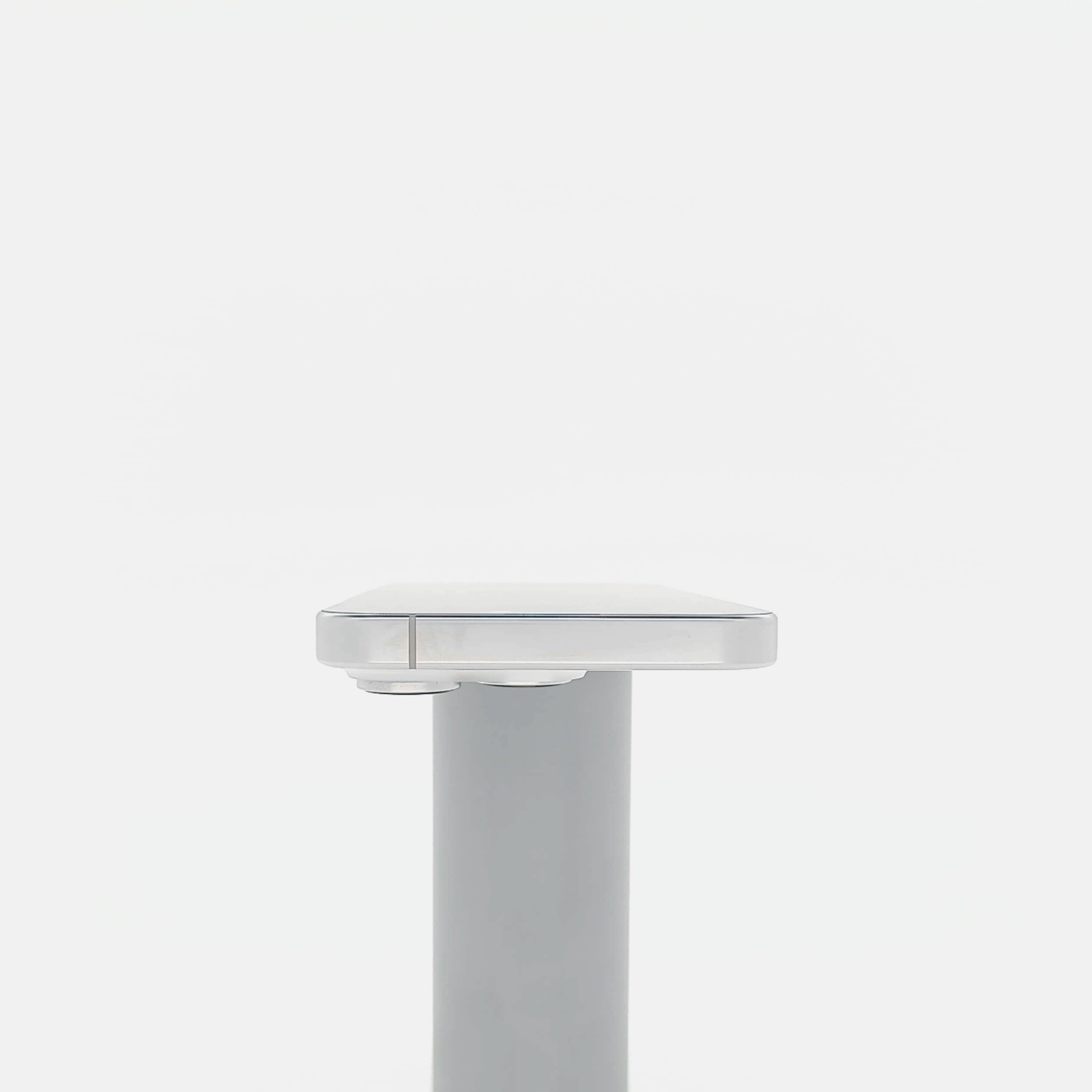 99新 Apple iPhone 16 Pro 128G 白色鈦金屬 中國大陸版