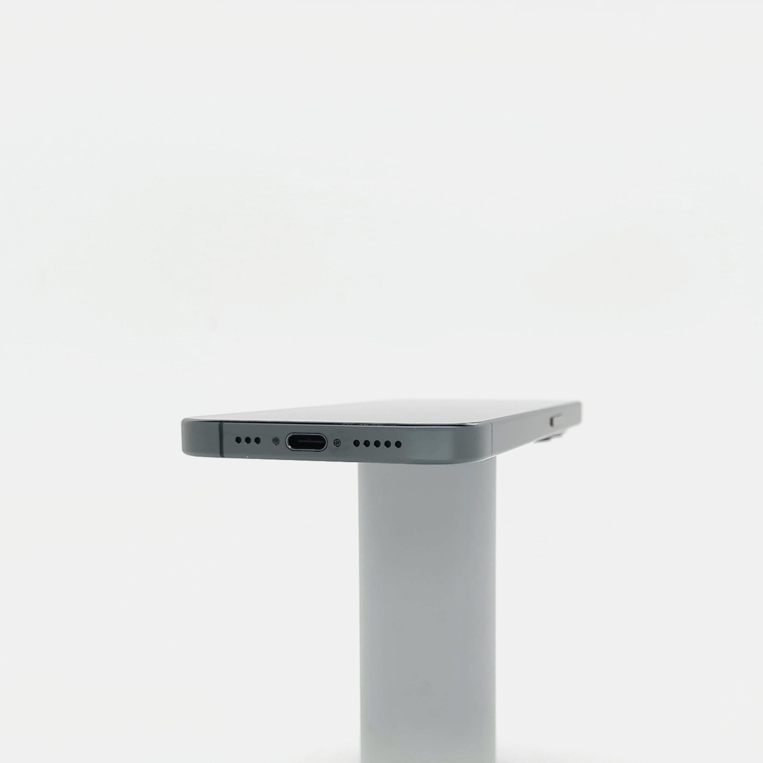 95新 Apple iPhone 15 Pro 128G 黑色鈦金屬 中國大陸版