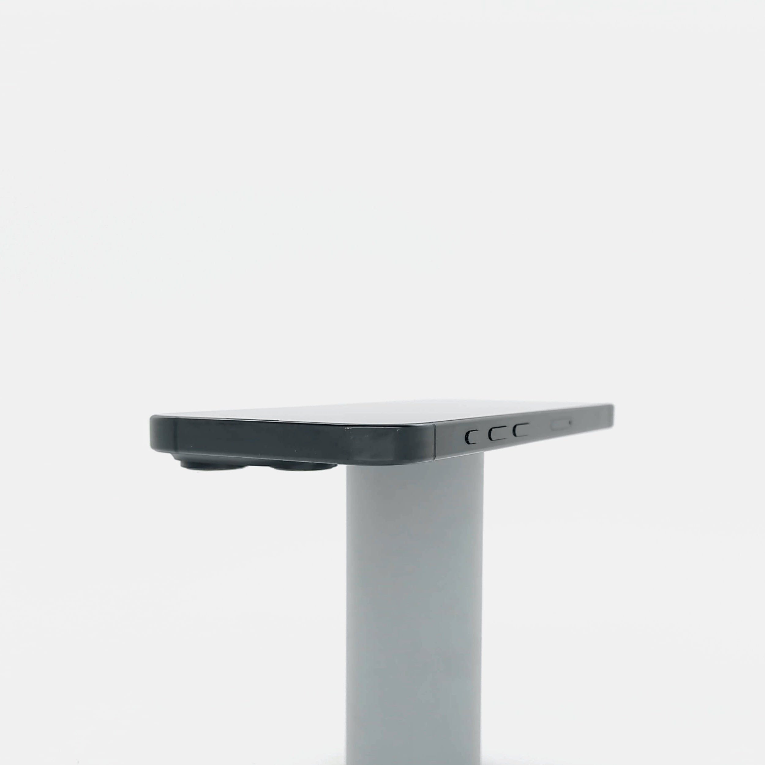95新 Apple iPhone 16 Pro 128G 黑色鈦金屬 中國大陸版
