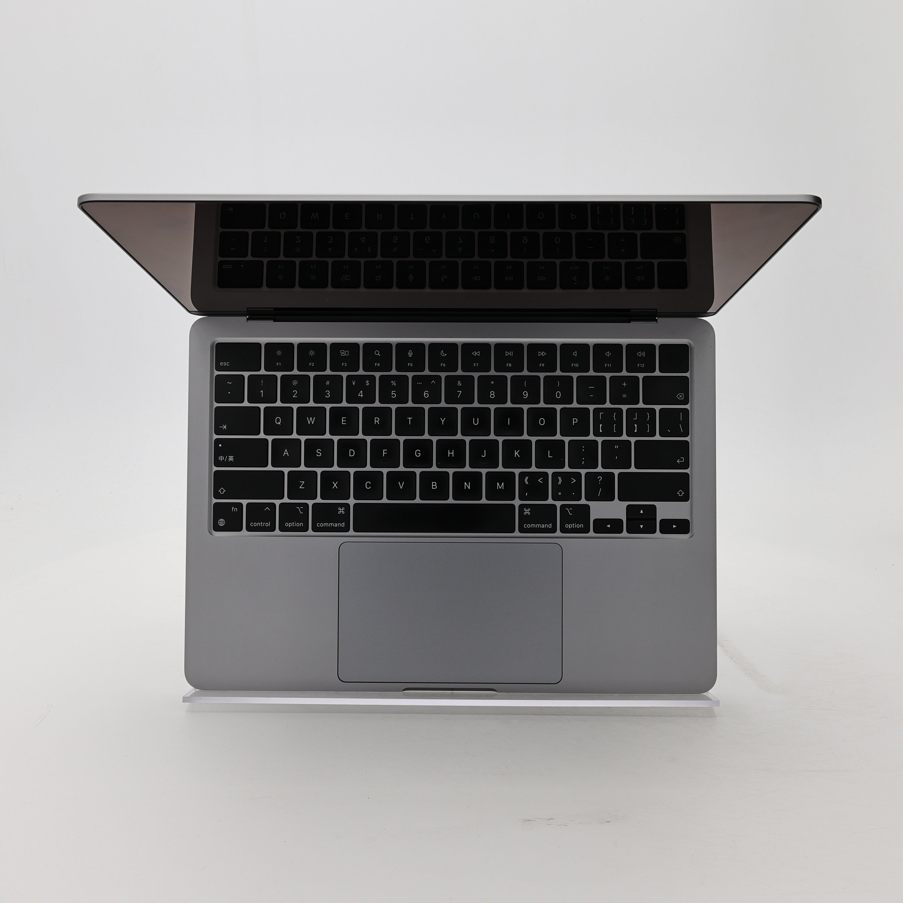 95新 Apple MacBook Air 22年 13寸 M2（8+8核） 16G RAM 256G SSD 深空灰色