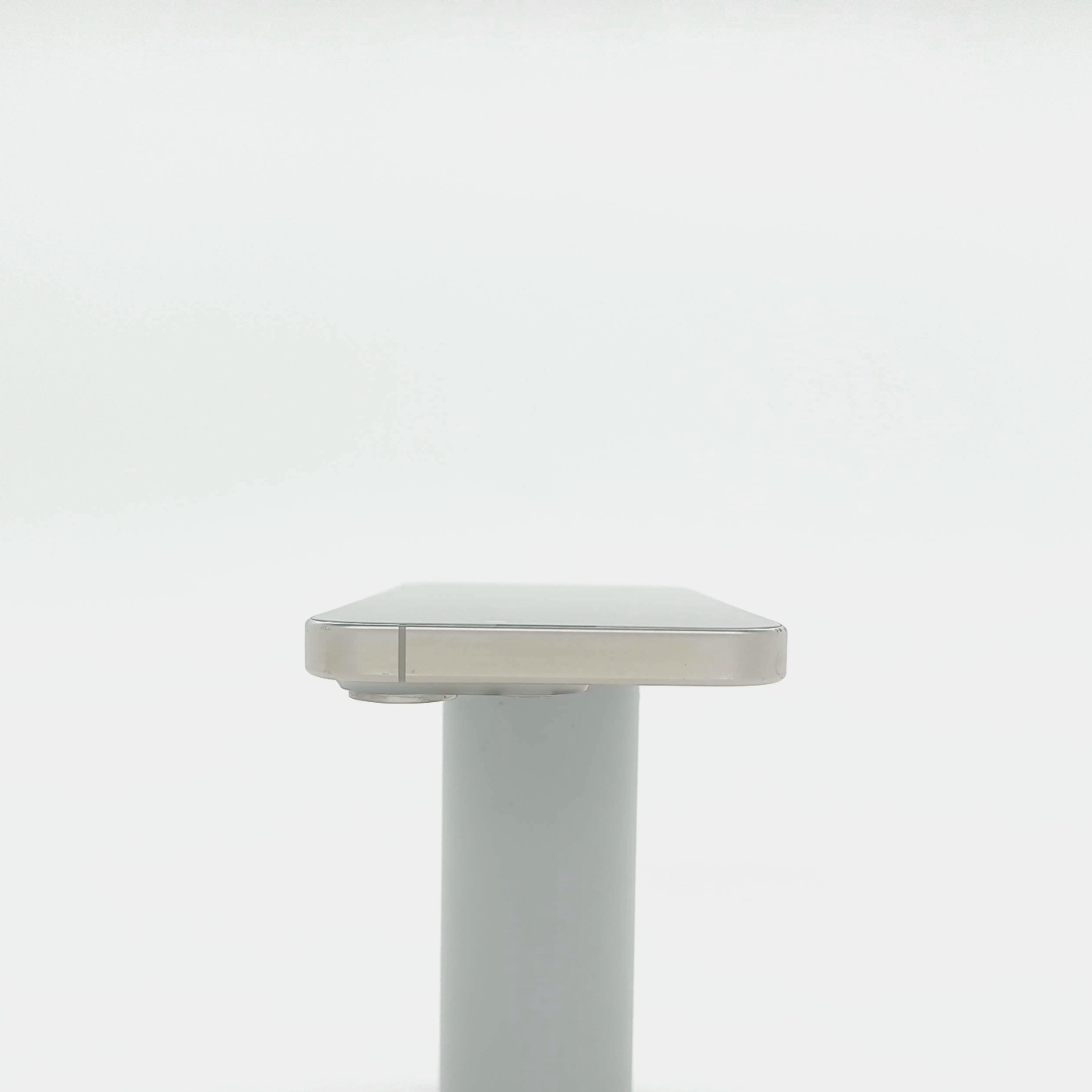 95新 Apple iPhone 15 Pro 128G 原色鈦金屬 中國大陸版
