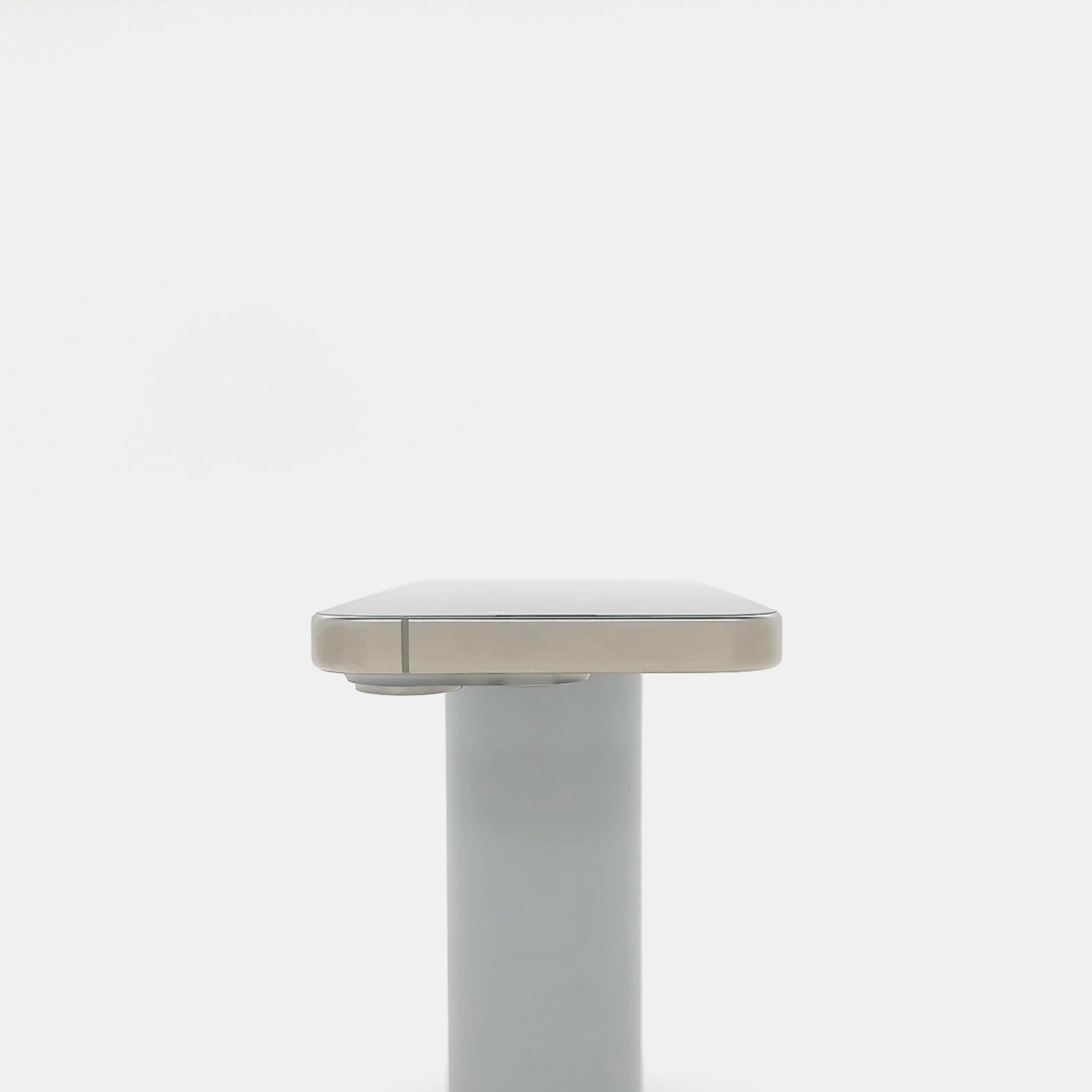 95新 Apple iPhone 15 Pro 128G 原色鈦金屬 中國大陸版