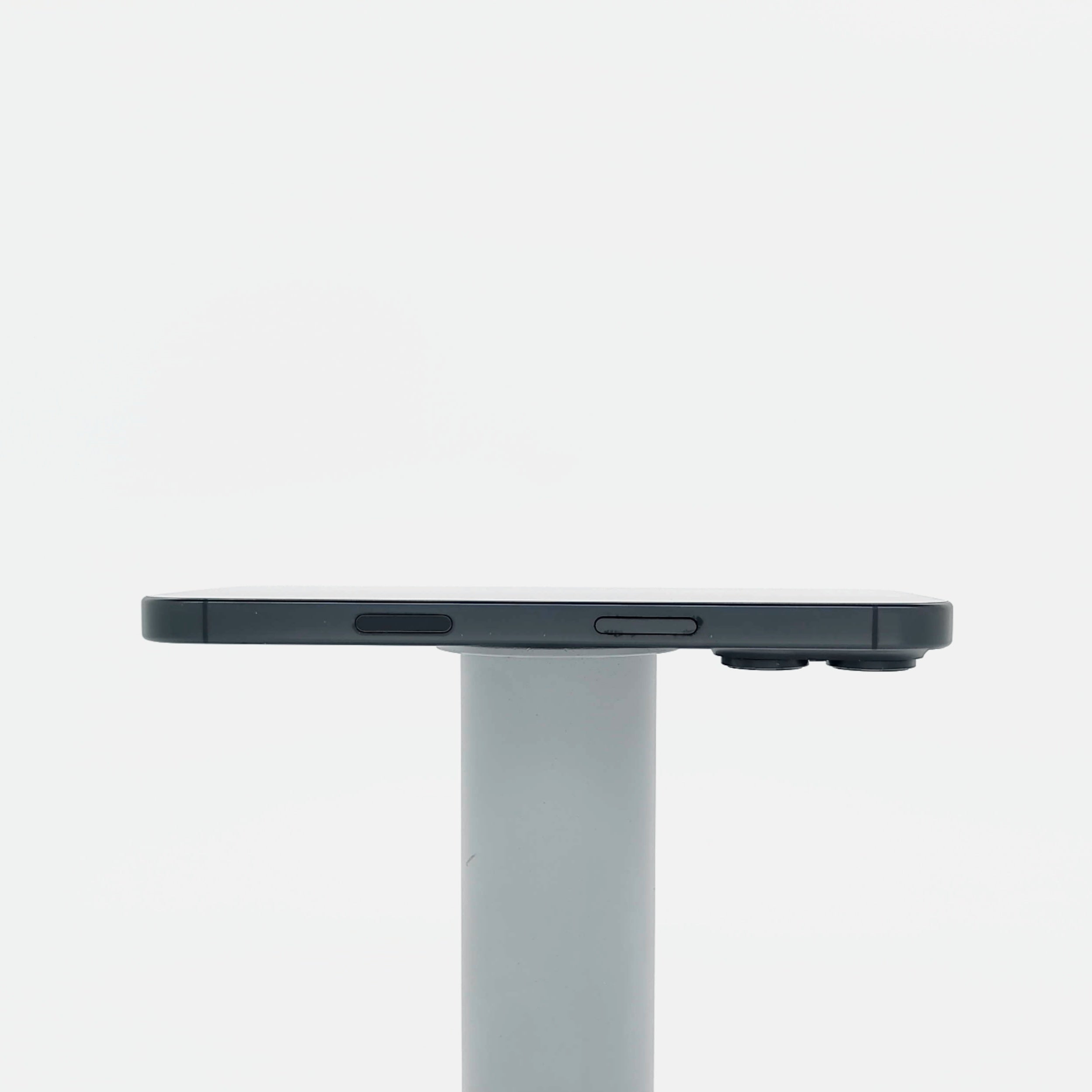 95新 Apple iPhone 16 Pro 128G 黑色鈦金屬 中國大陸版