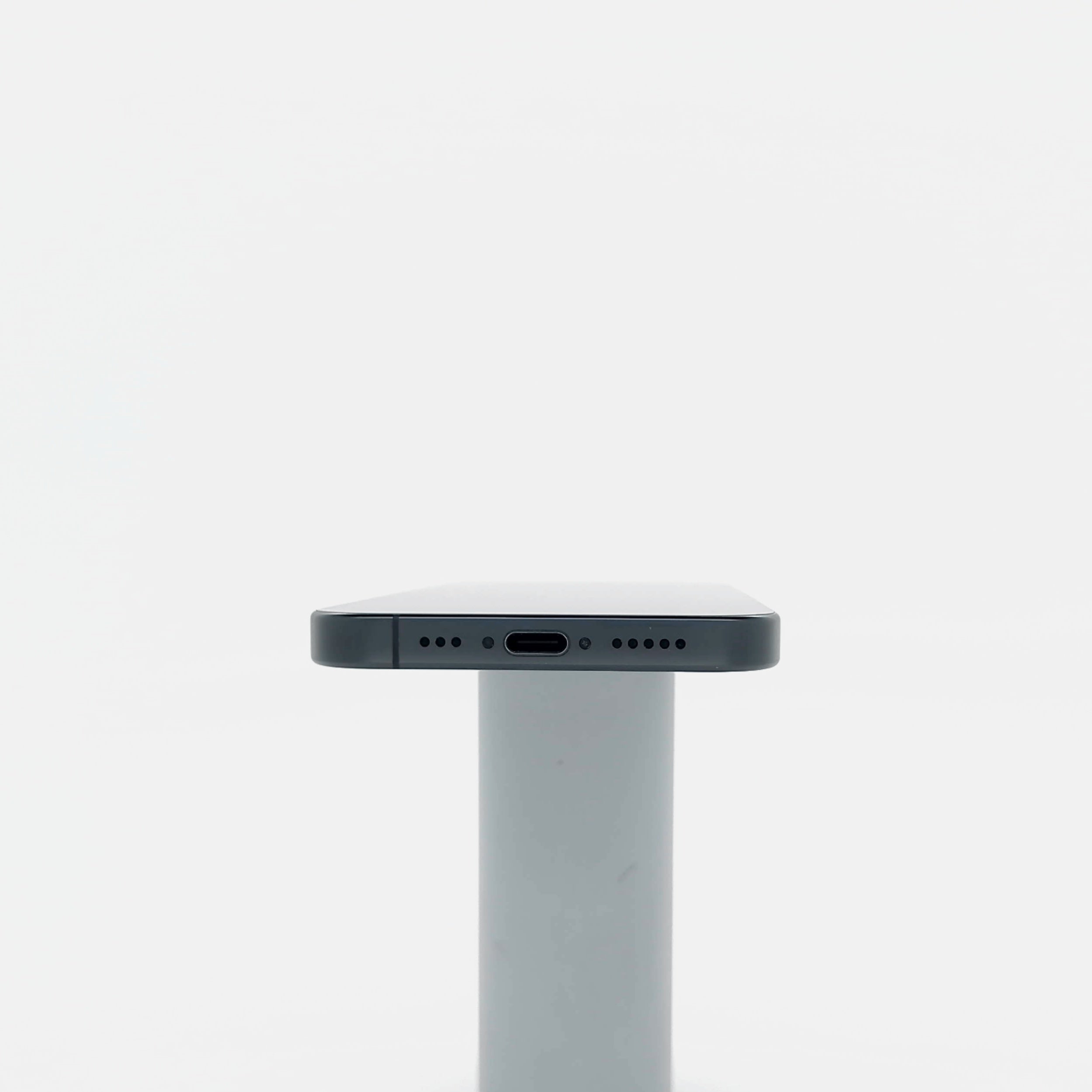 95新 Apple iPhone 16 Pro 128G 黑色鈦金屬 中國大陸版