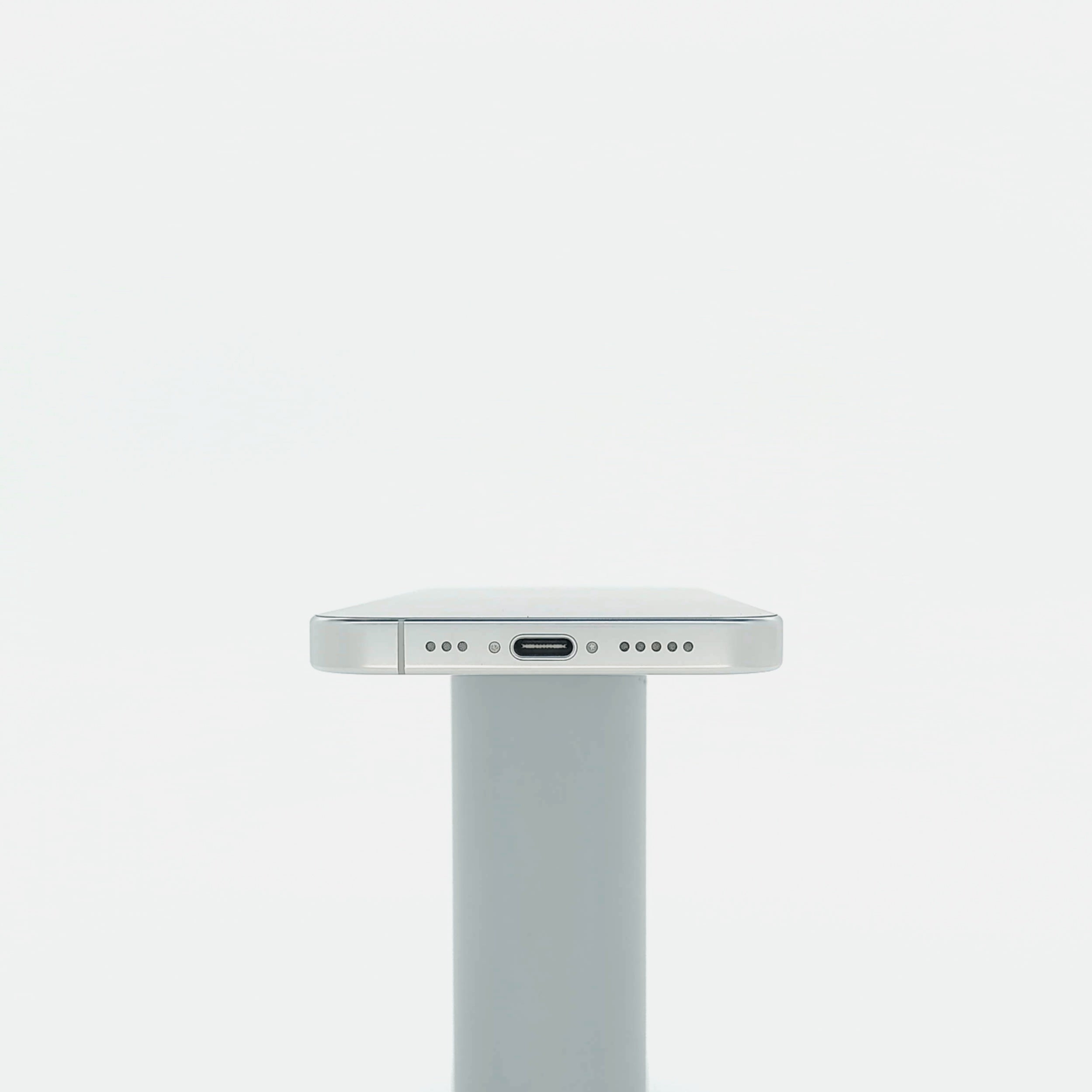 95新 Apple iPhone 16 Pro 128G 白色鈦金屬 中國大陸版