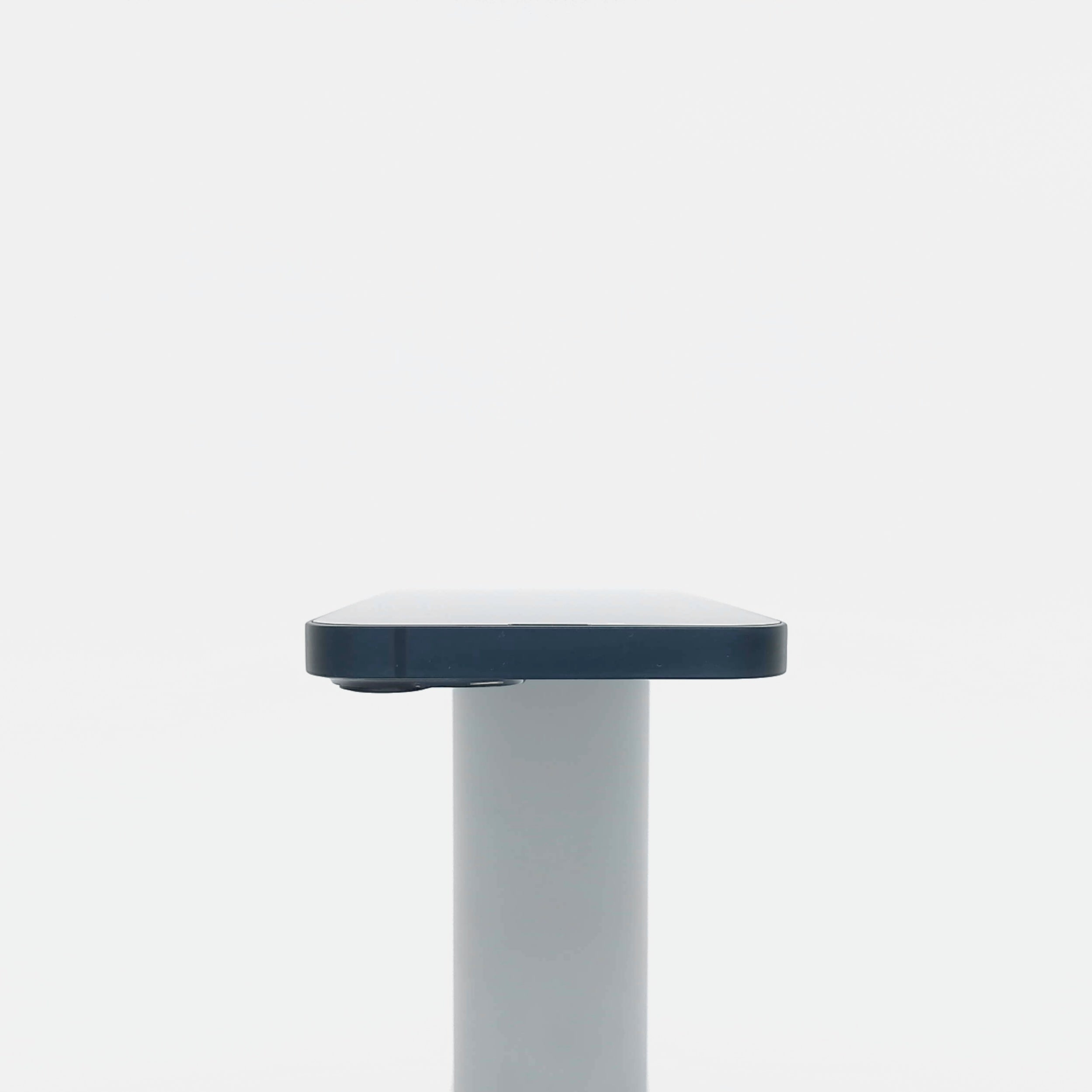 95新 Apple iPhone 13 128G 午夜色 中國大陸版