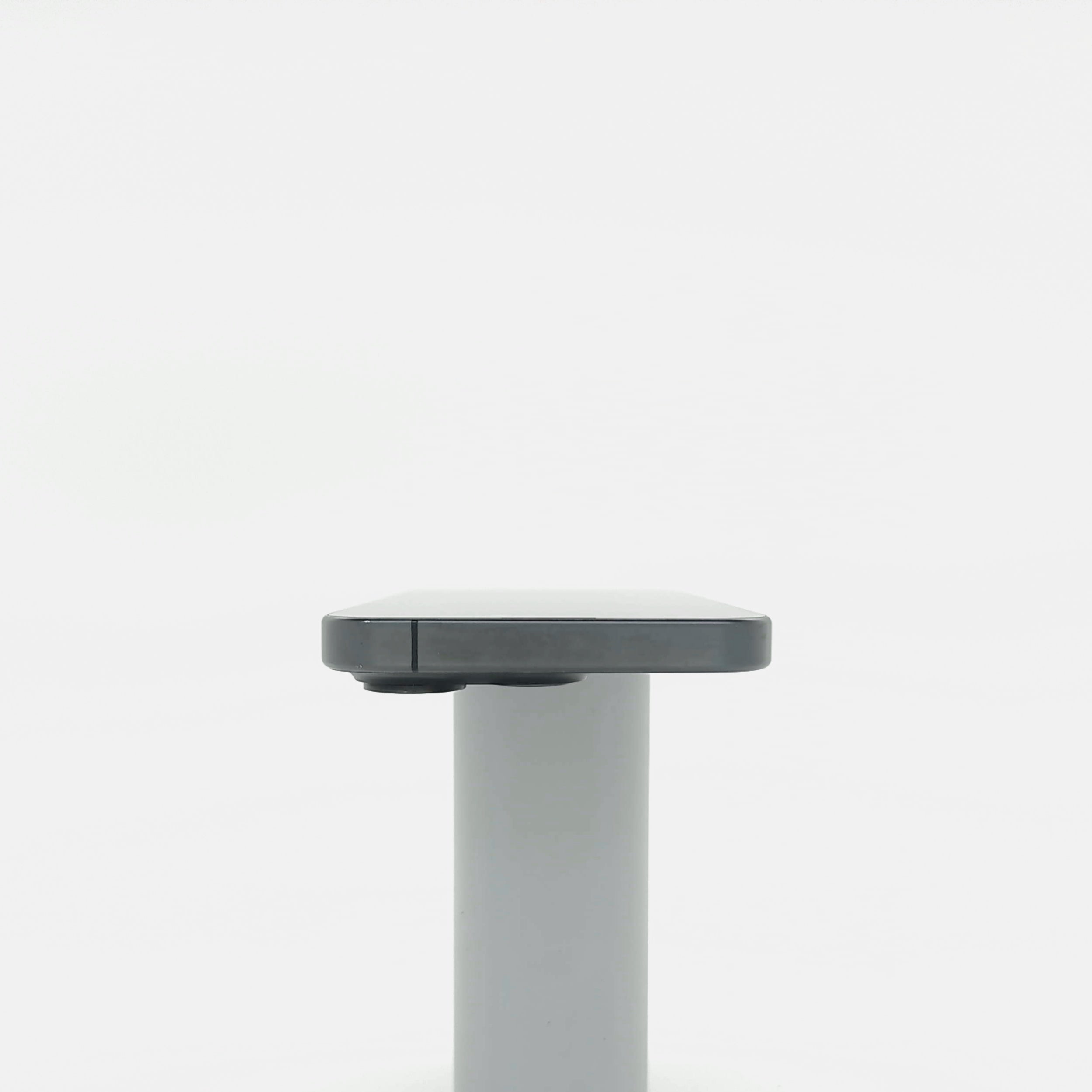95新 Apple iPhone 15 Pro 128G 黑色鈦金屬 中國大陸版