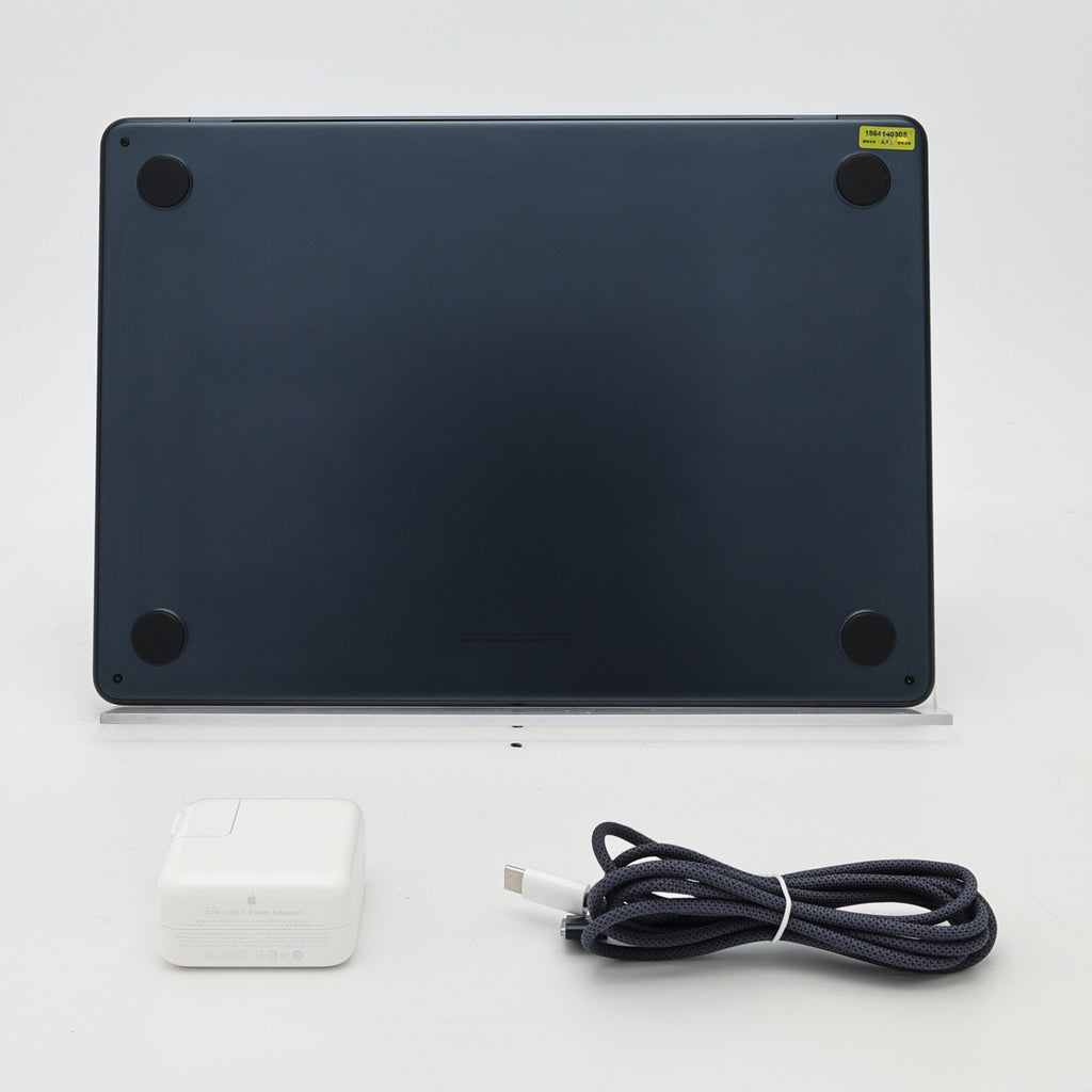 99新 Apple MacBook Air 22年 13寸 M2（8+8核） 8G RAM 256G SSD 午夜色