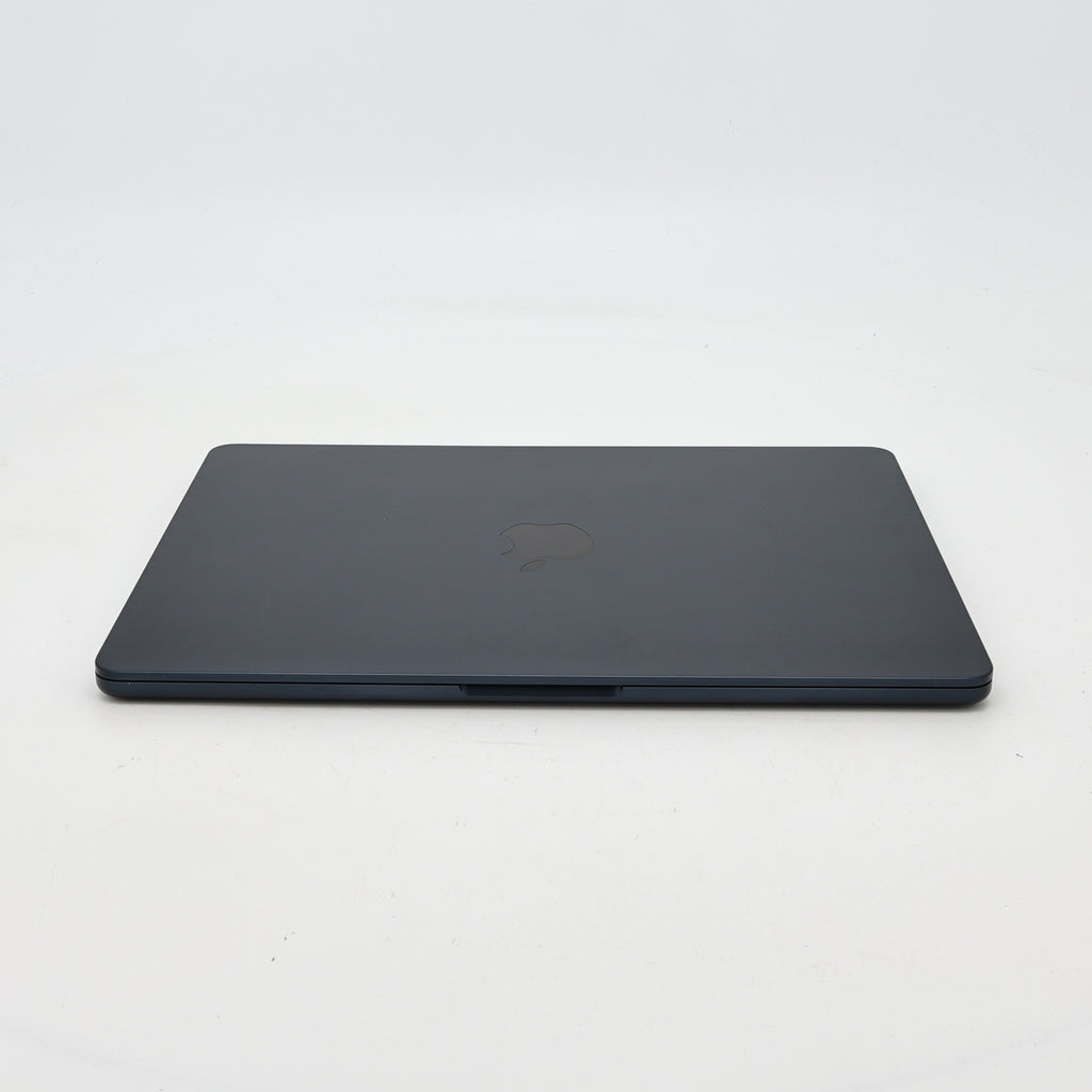 99新 Apple MacBook Air 22年 13寸 M2（8+8核） 8G RAM 256G SSD 午夜色