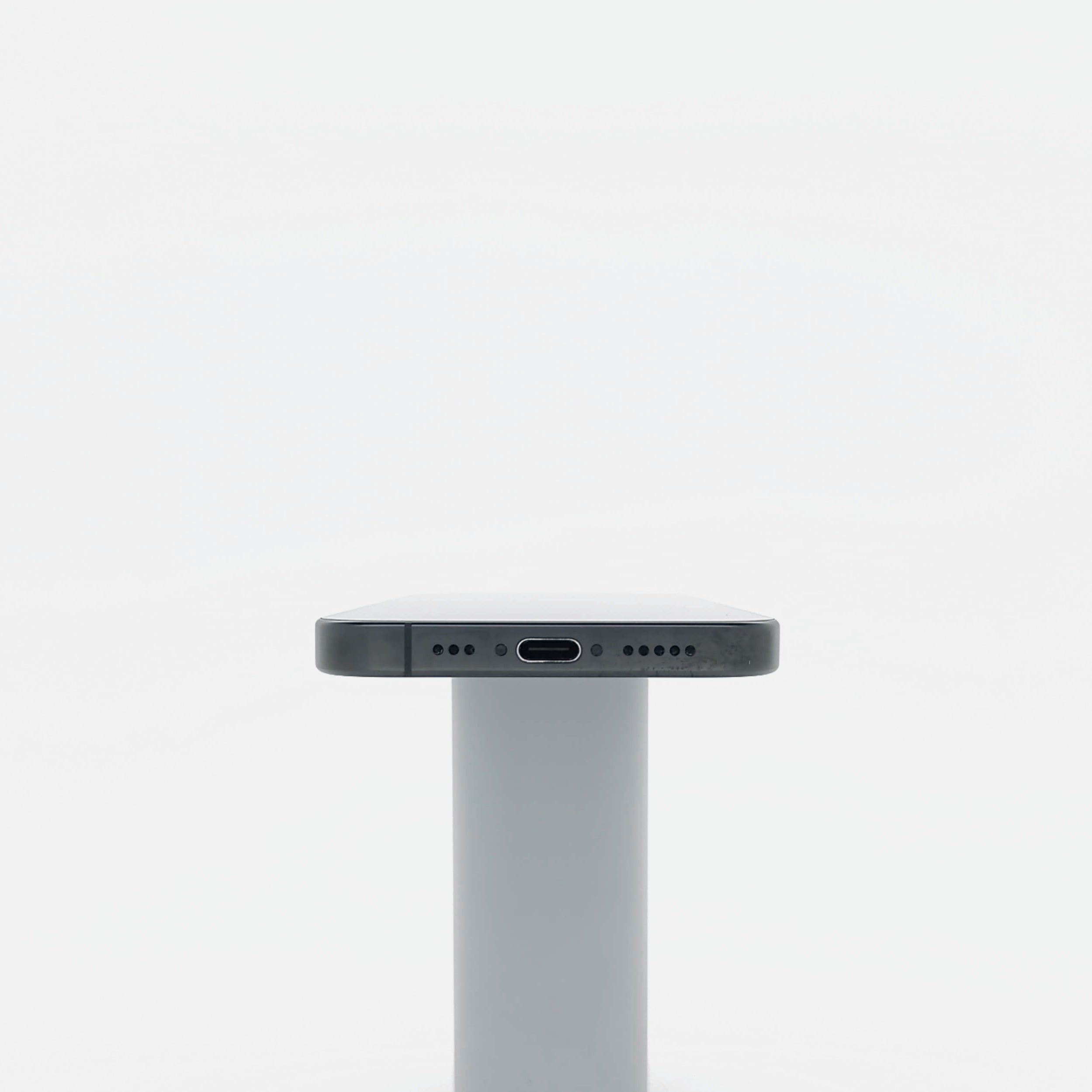 95新 Apple iPhone 16 Pro 128G 黑色鈦金屬 中國大陸版