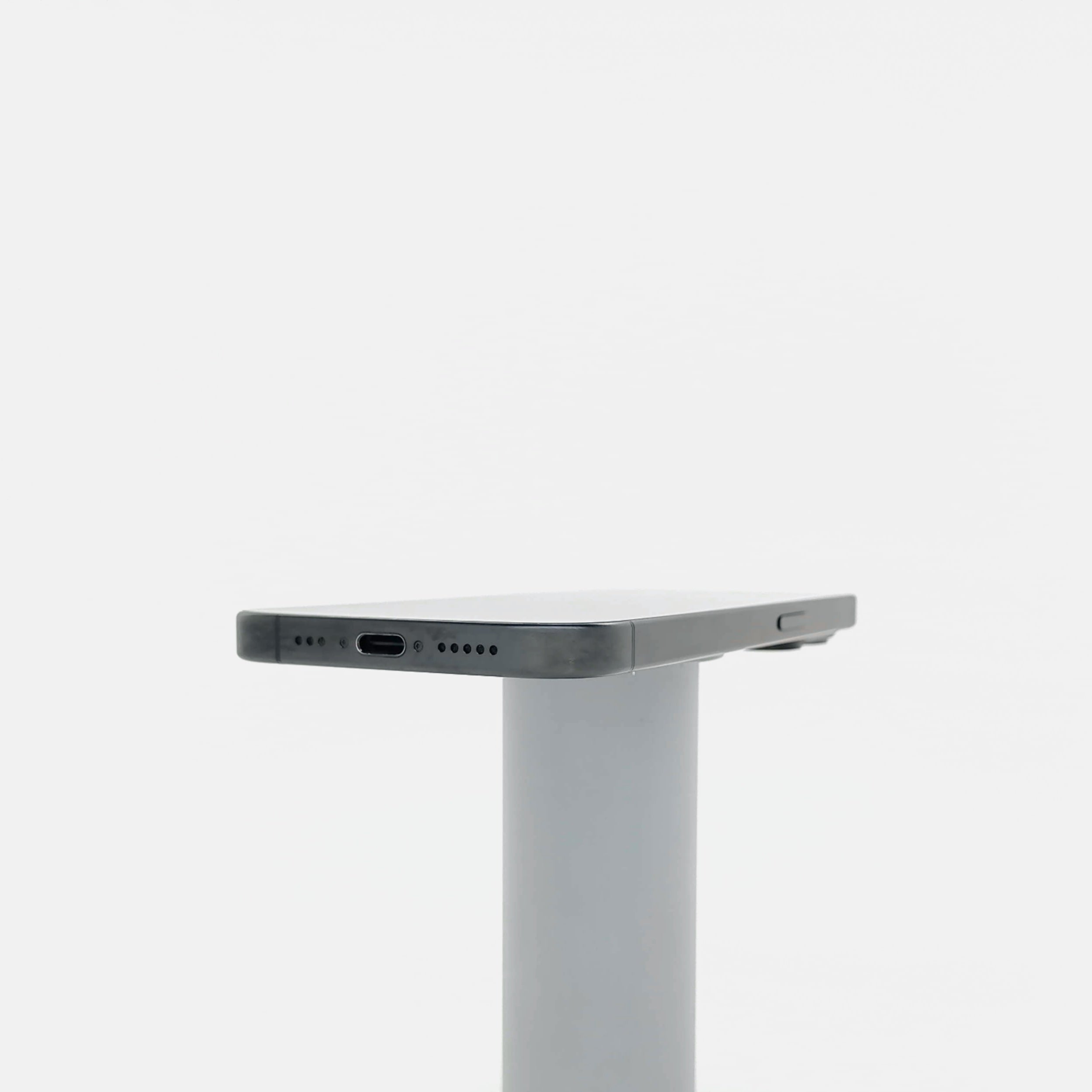 95新 Apple iPhone 15 Pro 128G 黑色鈦金屬 中國大陸版
