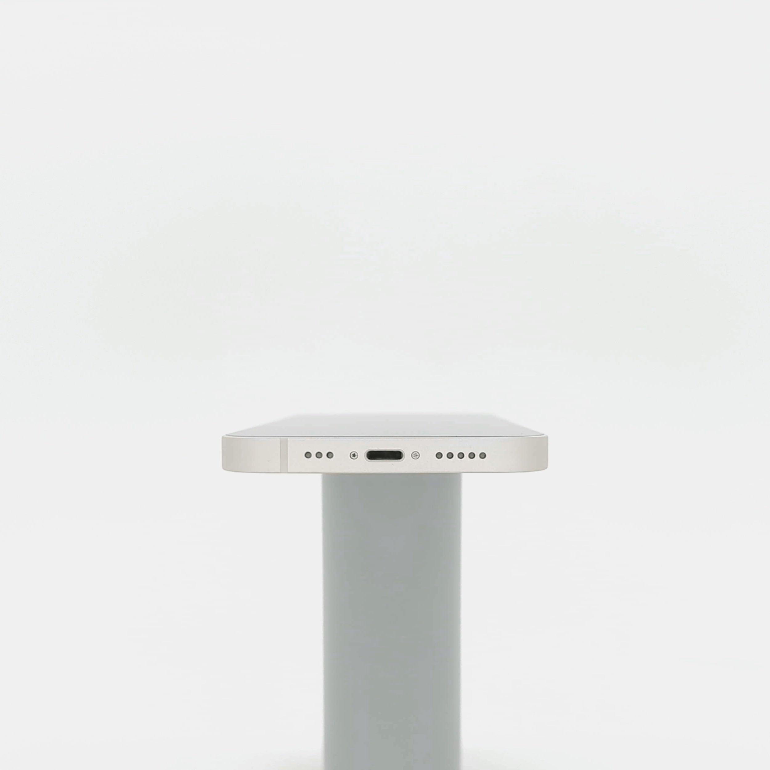 95新 Apple iPhone 13 256G 星光色 中國大陸版