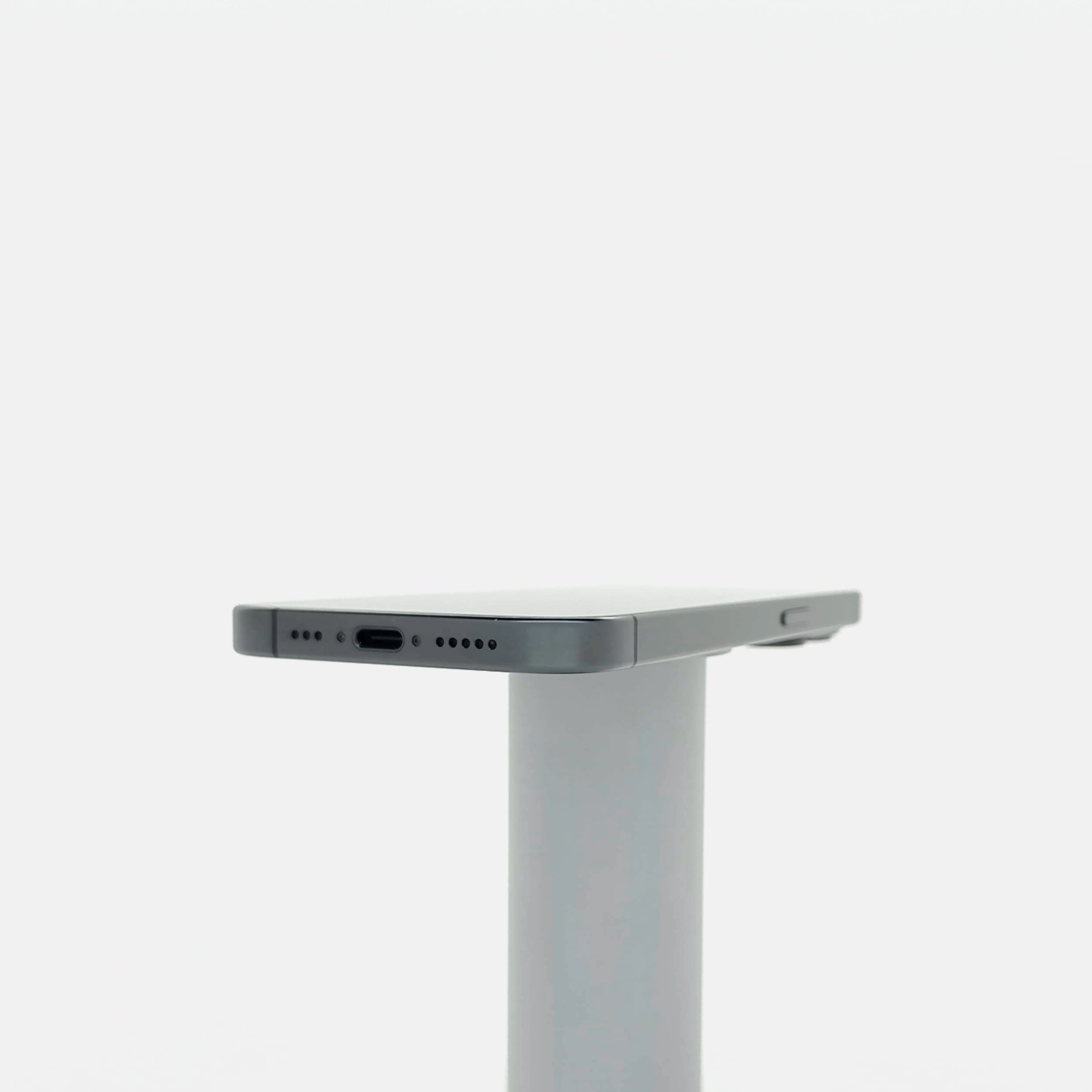 95新 Apple iPhone 15 Pro 128G 黑色鈦金屬 中國大陸版