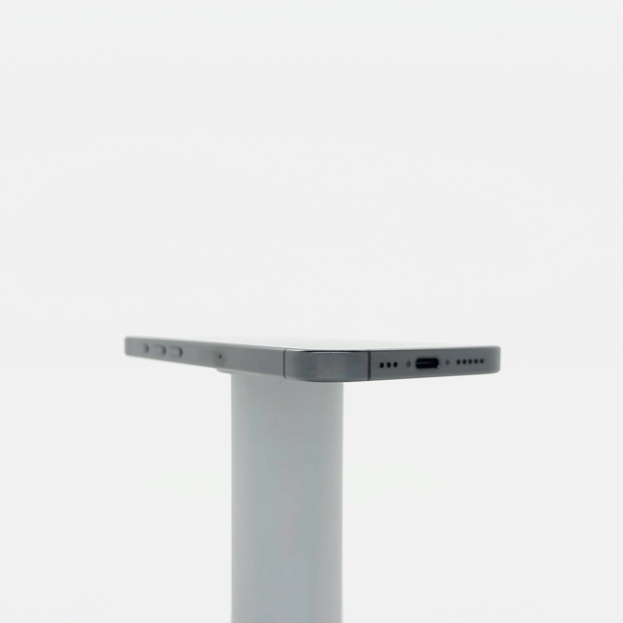95新 Apple iPhone 15 Pro 128G 黑色鈦金屬 中國大陸版
