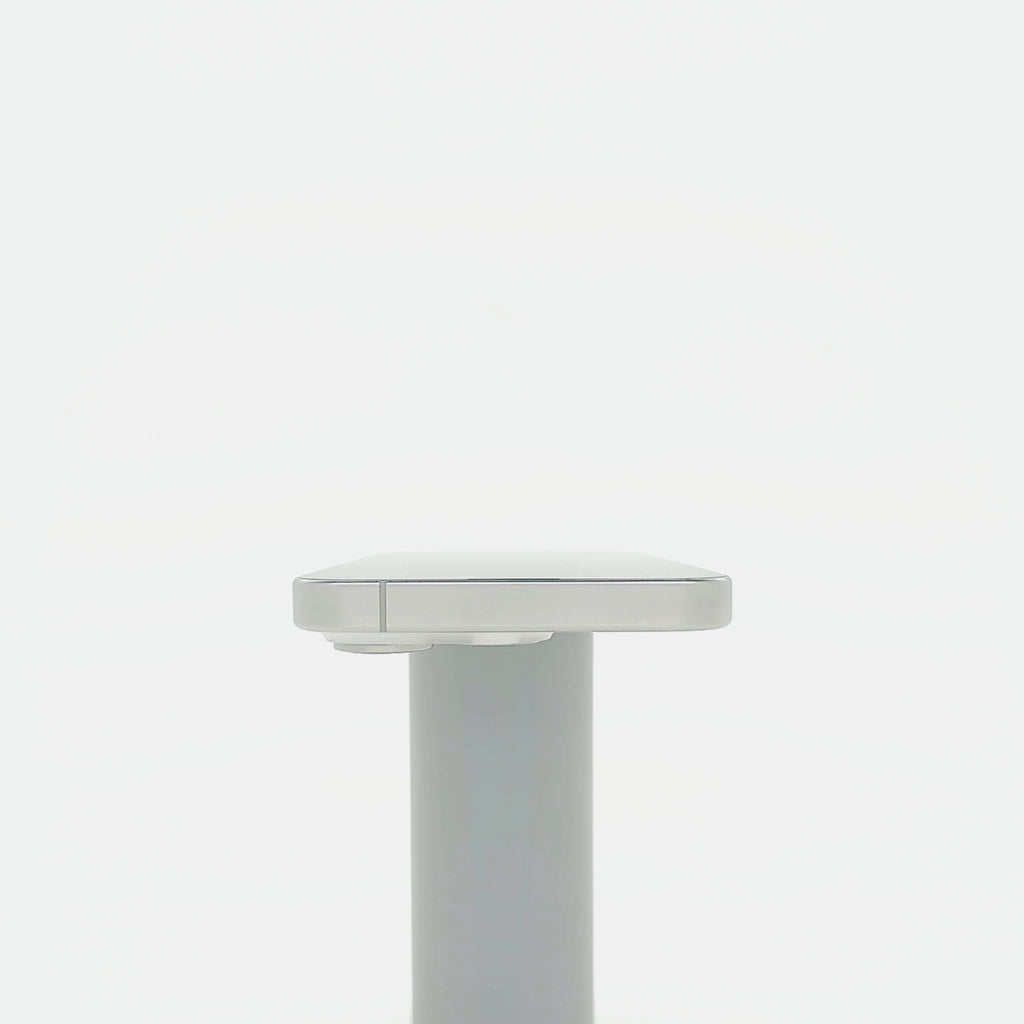95新 Apple iPhone 15 Pro 128G 白色鈦金屬 中國大陸版