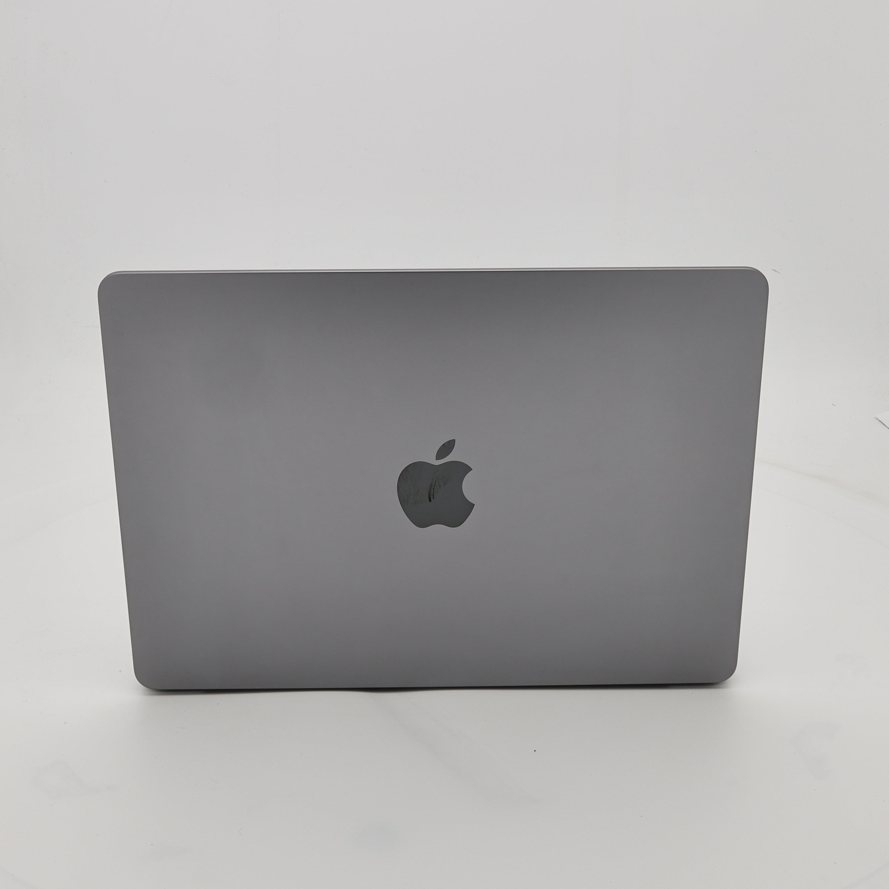 99新 Apple MacBook Air 22年 13寸 M2（8+8核） 8G RAM 256G SSD 深空灰色
