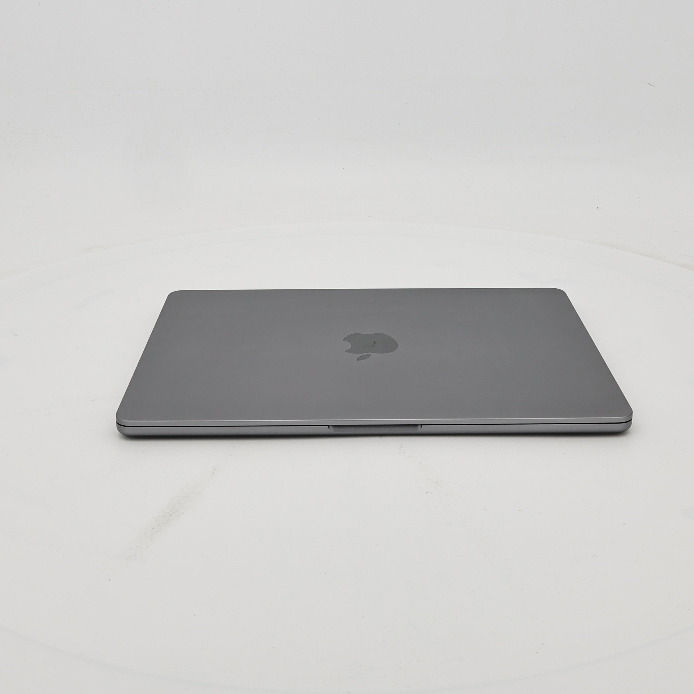 99新 Apple MacBook Air 22年 13寸 M2（8+8核） 8G RAM 256G SSD 深空灰色