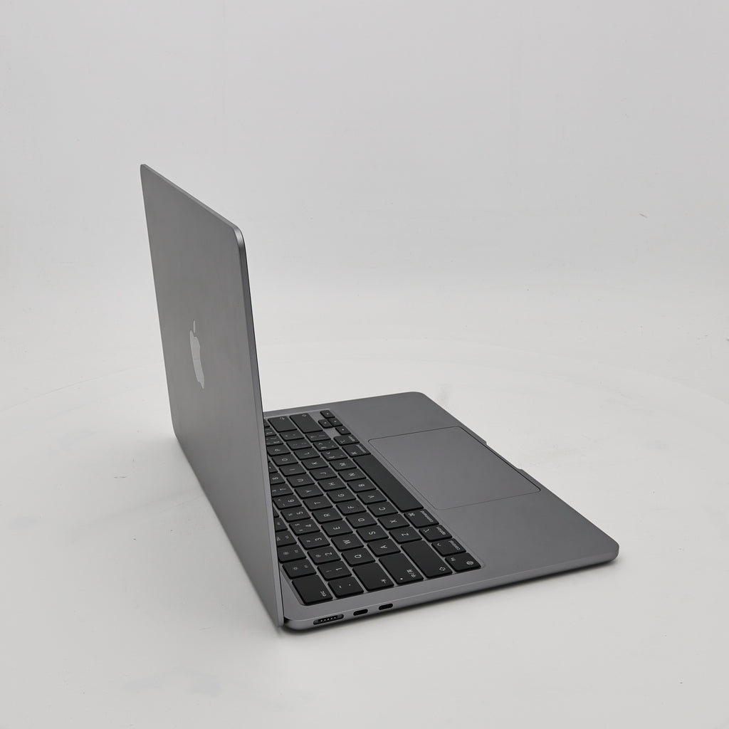 95新 Apple MacBook Air 24年 13寸 M3（8+8核） 8G RAM 256G SSD 深空灰色